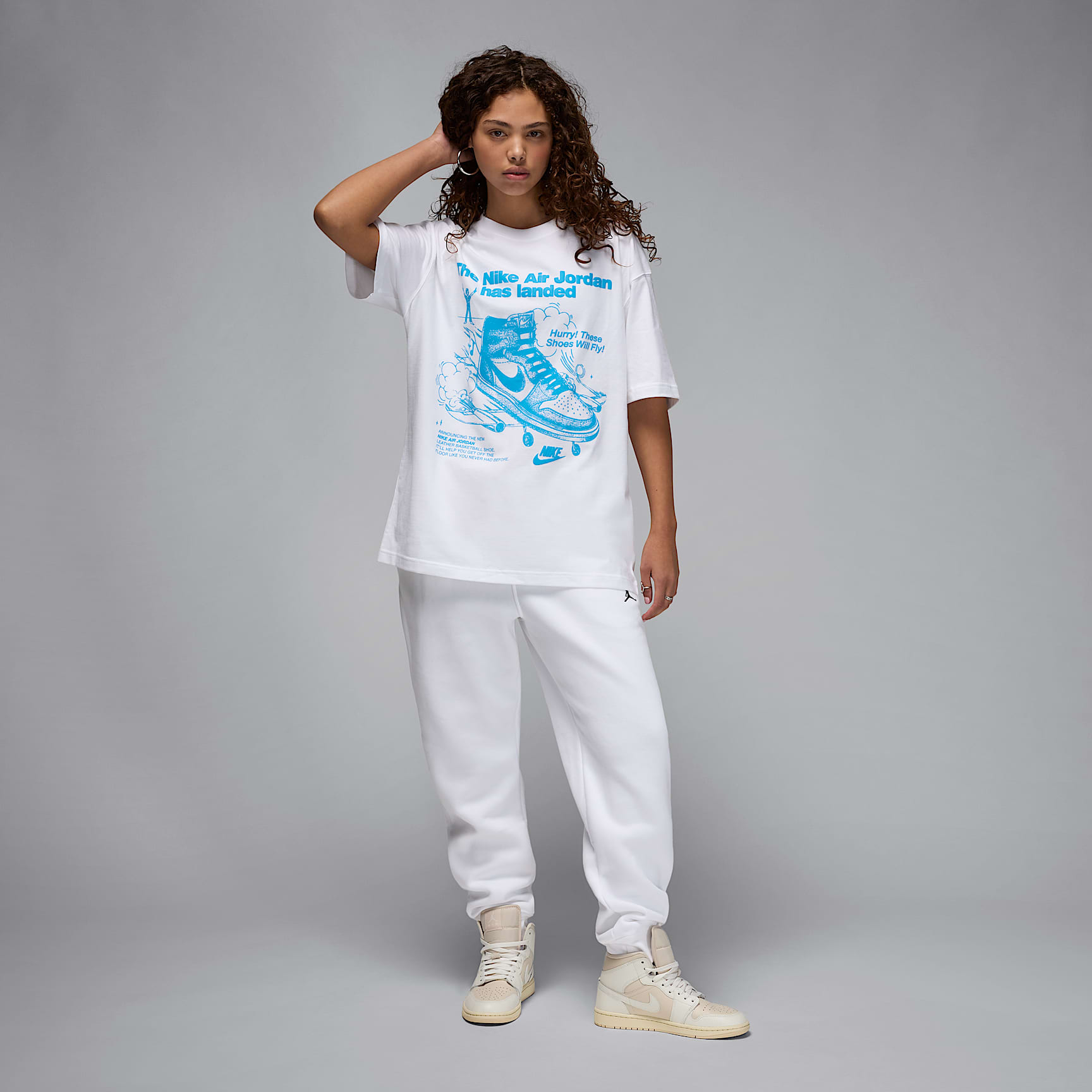 Jordan Women's Oversized Graphic T-Shirt