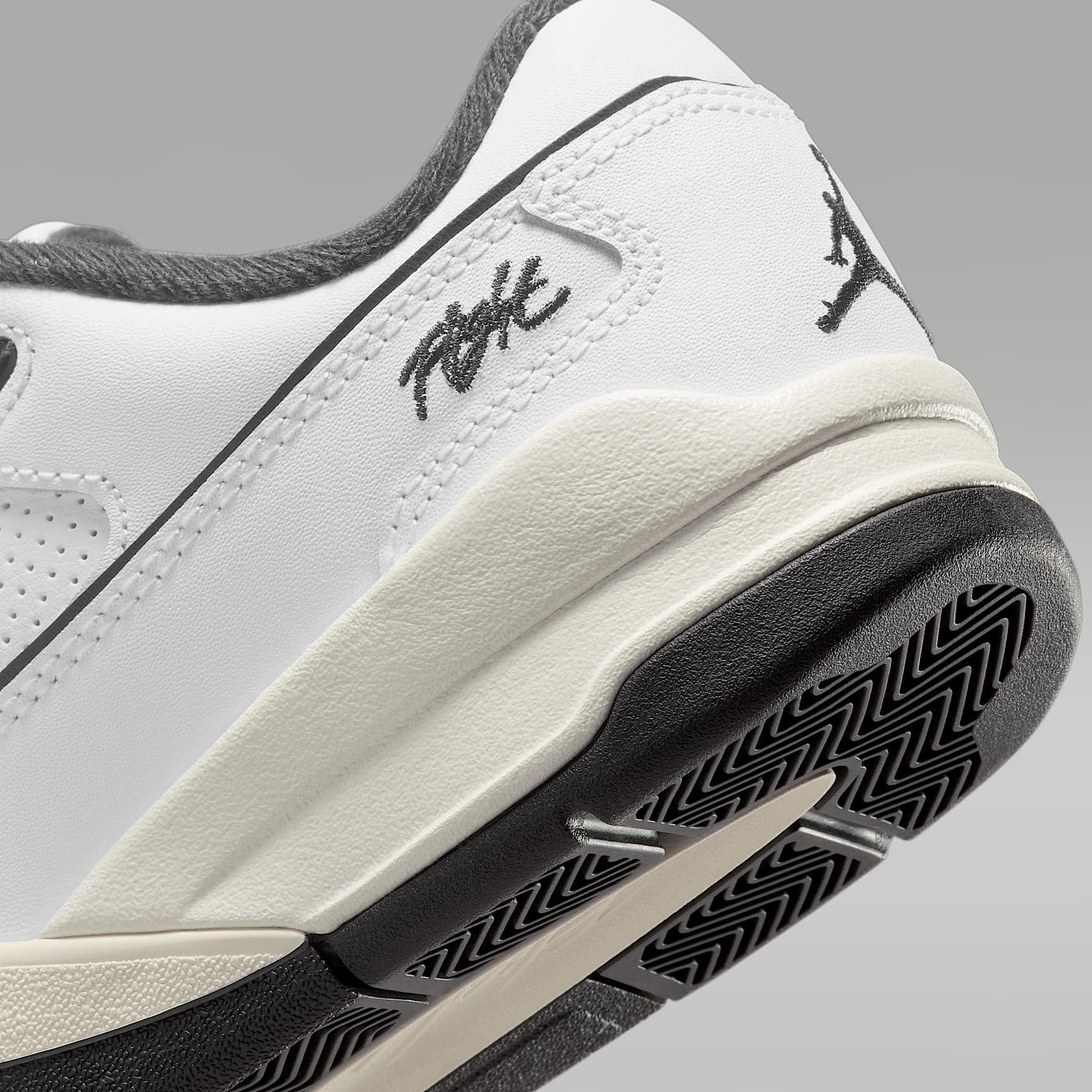 Jordan Flight Court Big Kids' Shoes