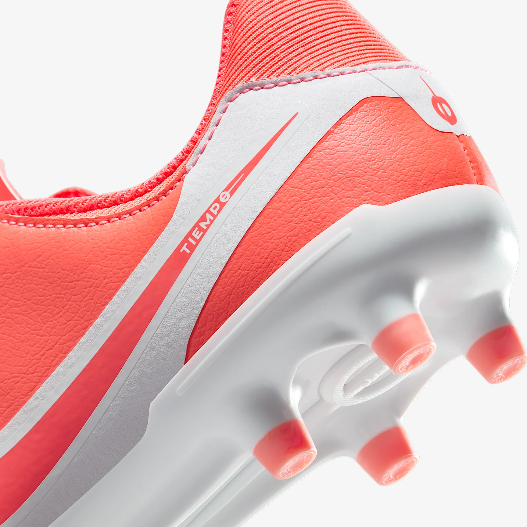 Nike Jr. Tiempo Legend 10 Academy Little/Big Kids' Multi-Ground Low-Top Soccer Cleats