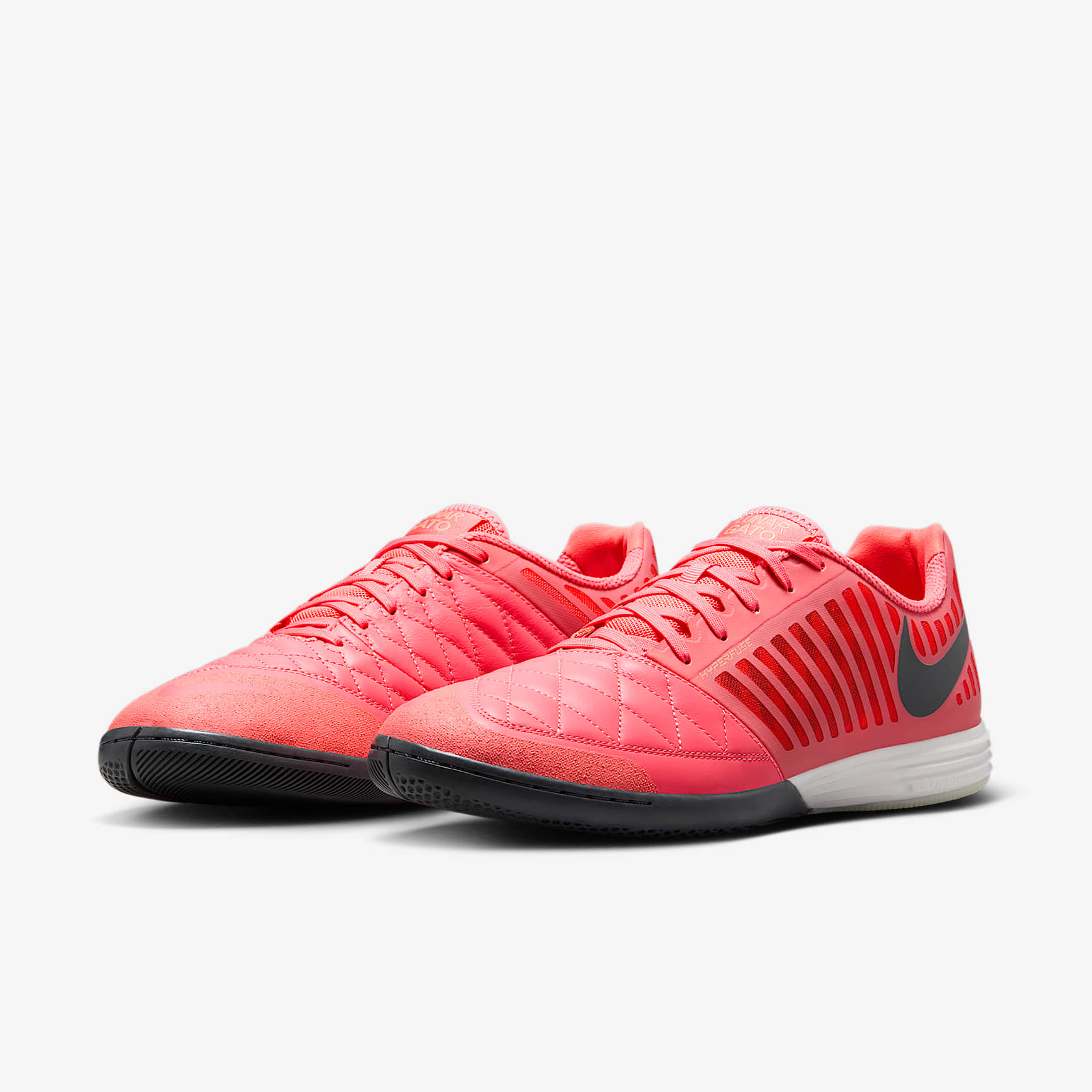 Nike Lunargato II Indoor/Court Low-Top Soccer Shoes