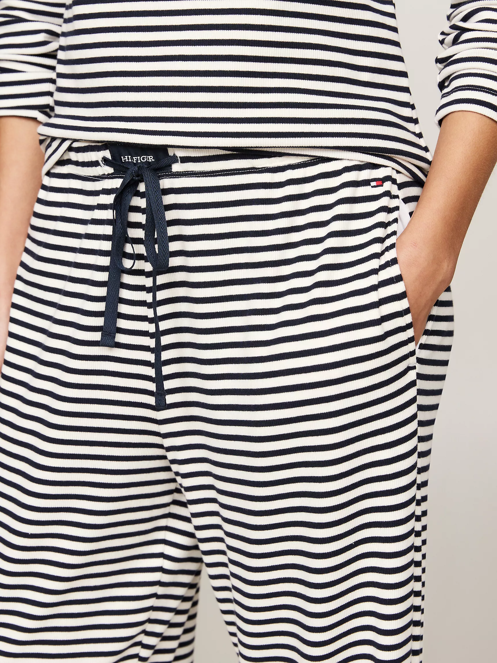 Женская одежда для сна Tommy Hilfiger, Полосатый пижамный комплект (топ и штаны)