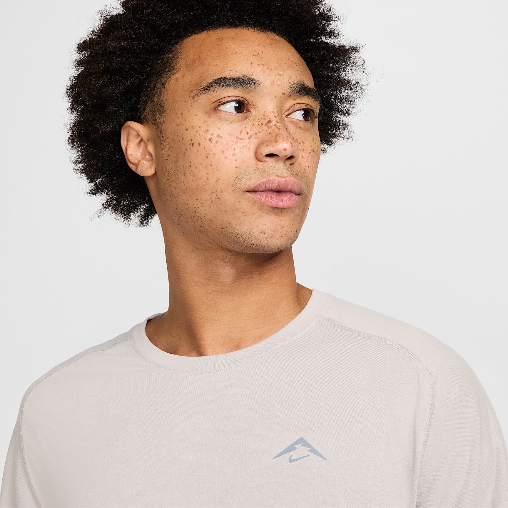 Nike Solar Chase Men's Dri-FIT ADV Short-Sleeve Running Top