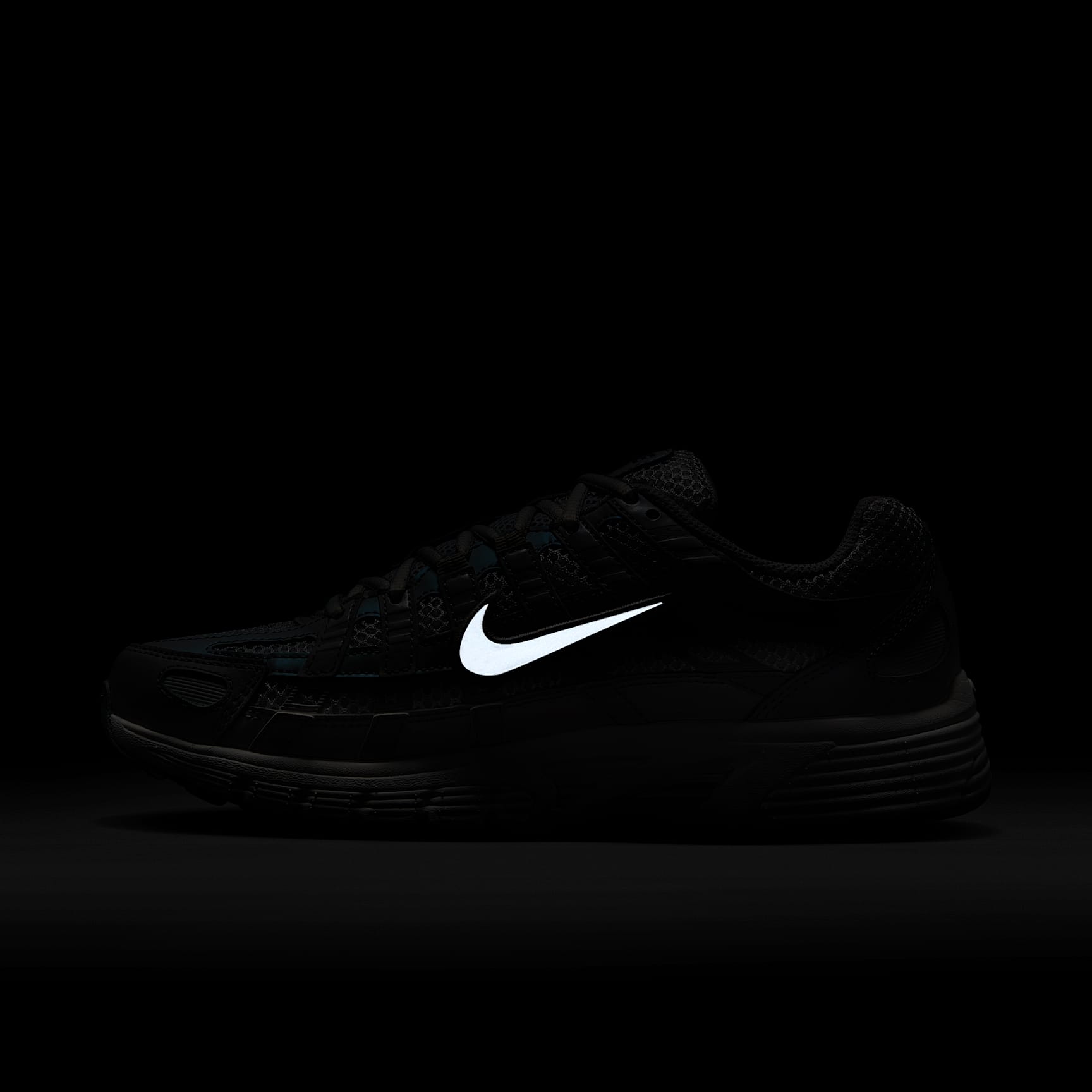 Nike P-6000 SE Women's Shoes