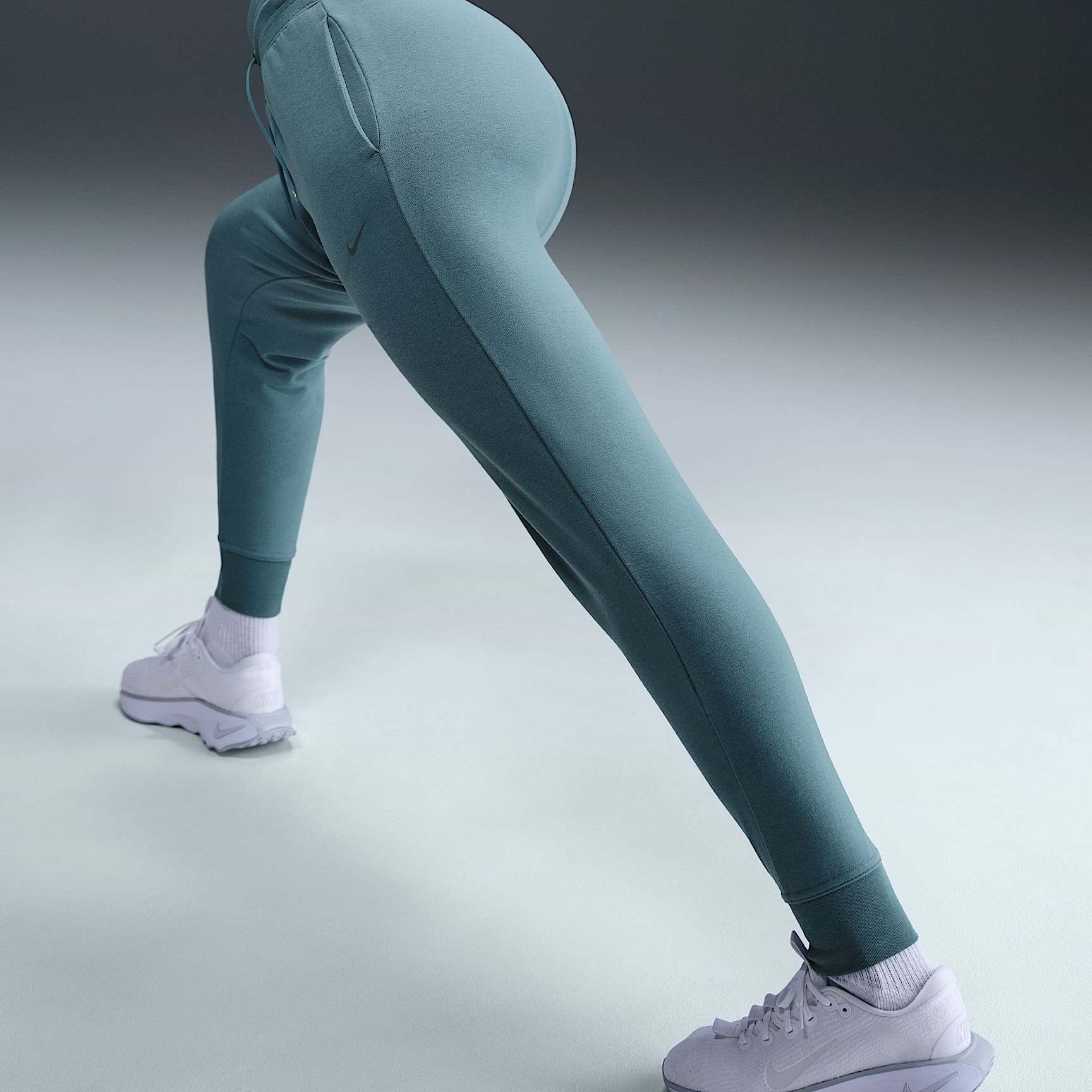 Nike Dri-FIT One Women's High-Waisted 7/8 French Terry Joggers