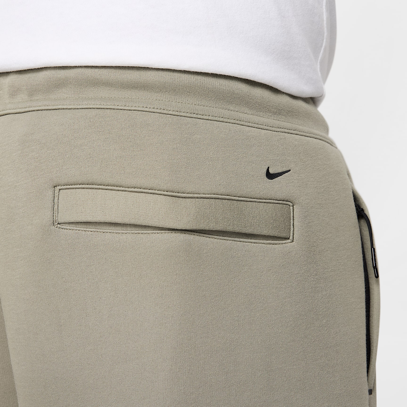 Nike Tech Men's Wide-Leg Fleece Pants