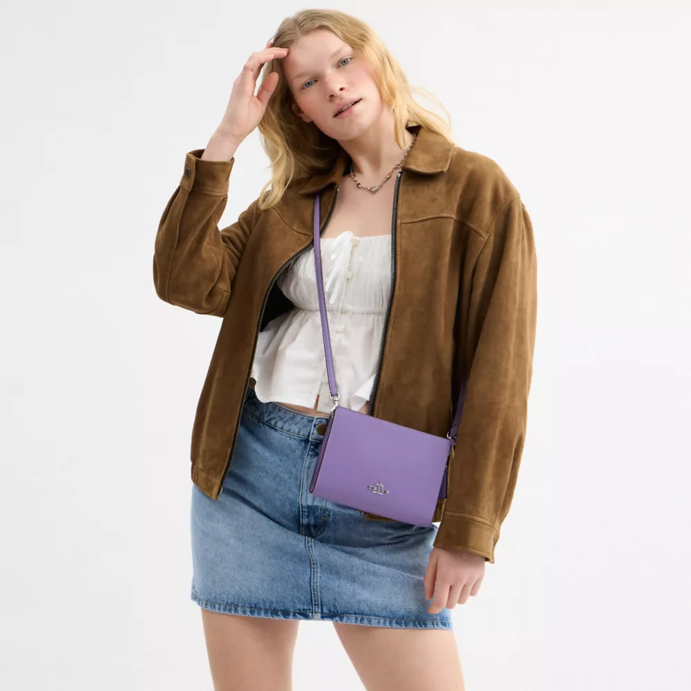 Сумка COACH Slim Crossbody Bag