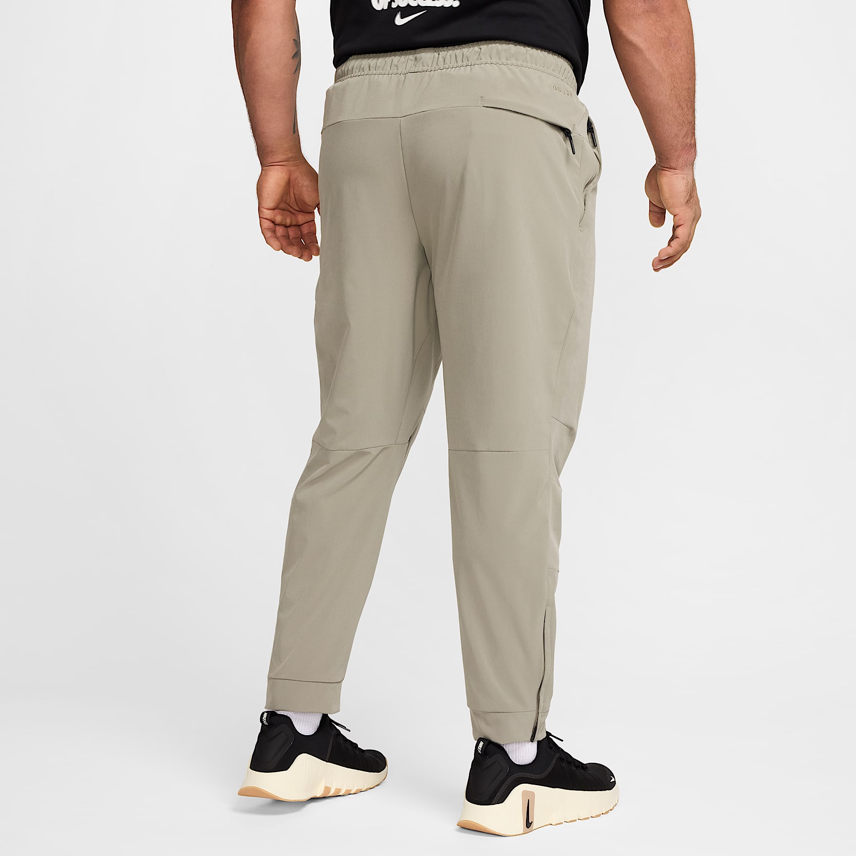 Nike Unlimited Men's Dri-FIT Zippered Cuff Versatile Pants