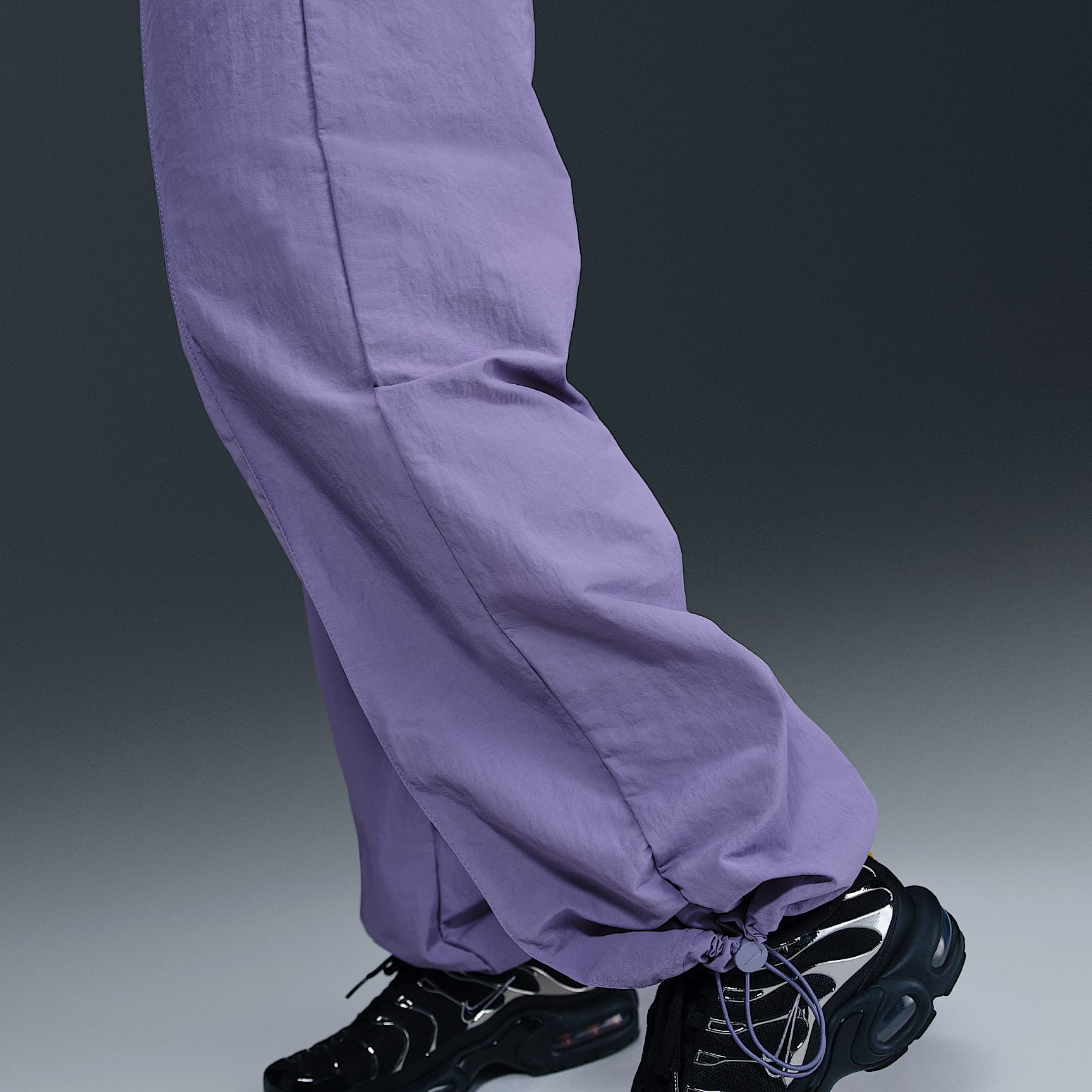 Nike Sportswear Everything Wovens Women's Mid-Rise Open-Hem Pants