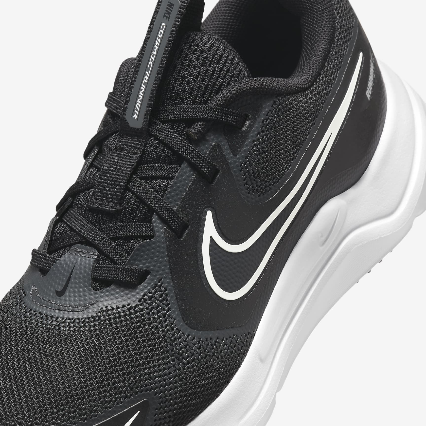 Nike Cosmic Runner Big Kids' Road Running Shoes