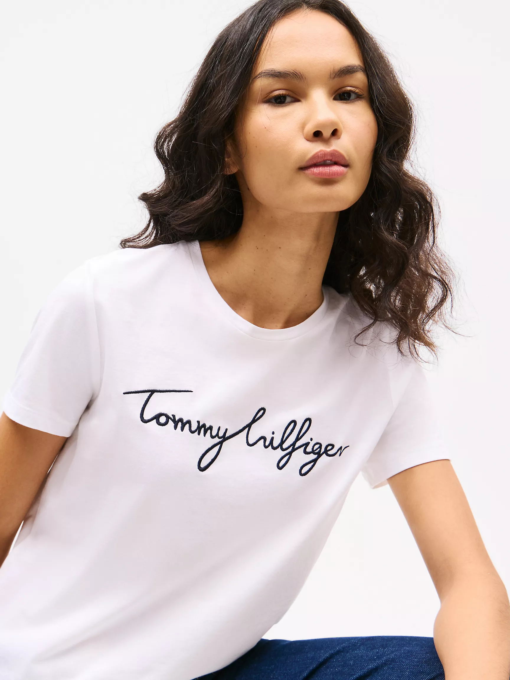 Женская футболка Tommy Hilfiger, Фирменная футболка с круглым вырезом и вышивкой