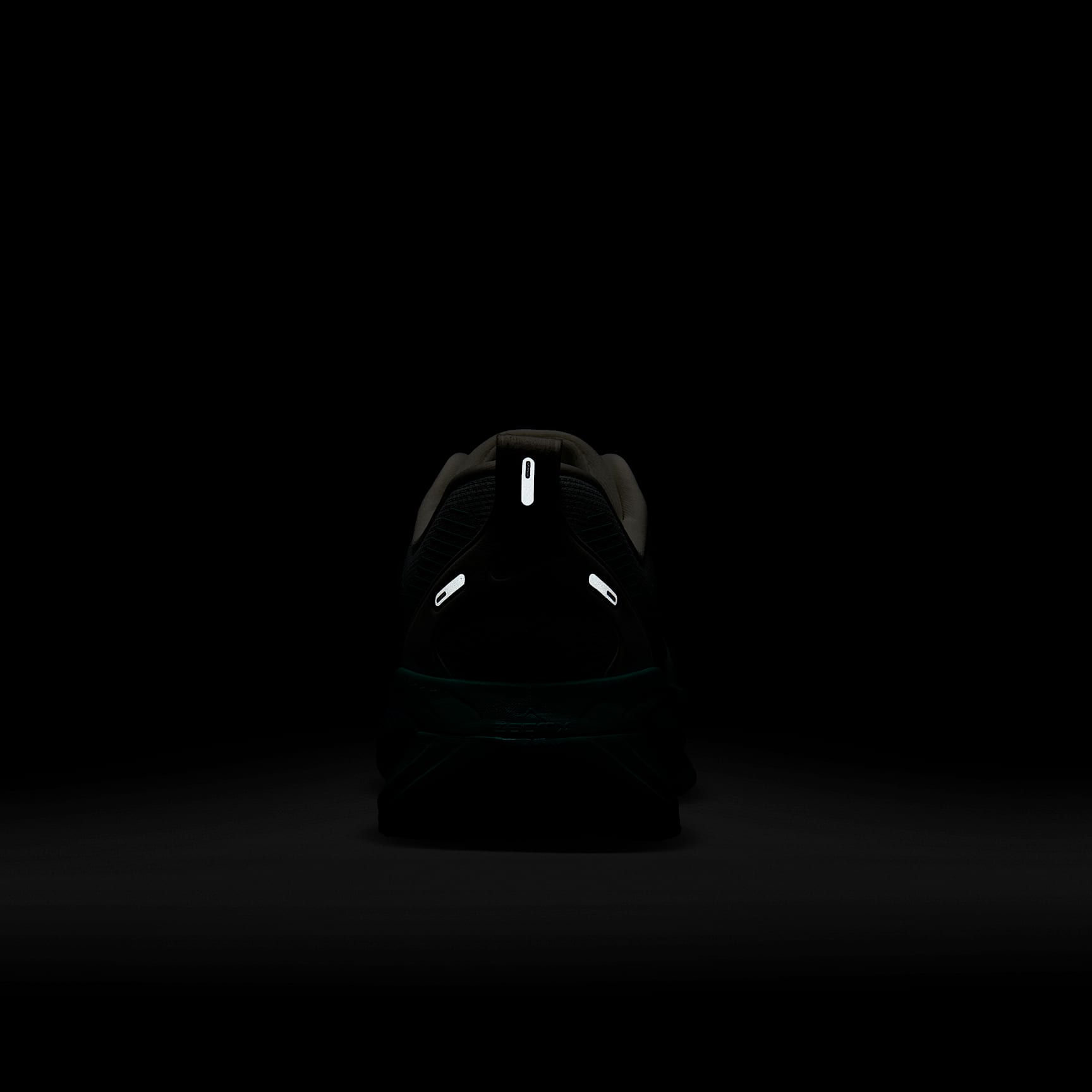 Nike Vomero 18 Men's Road Running Shoes