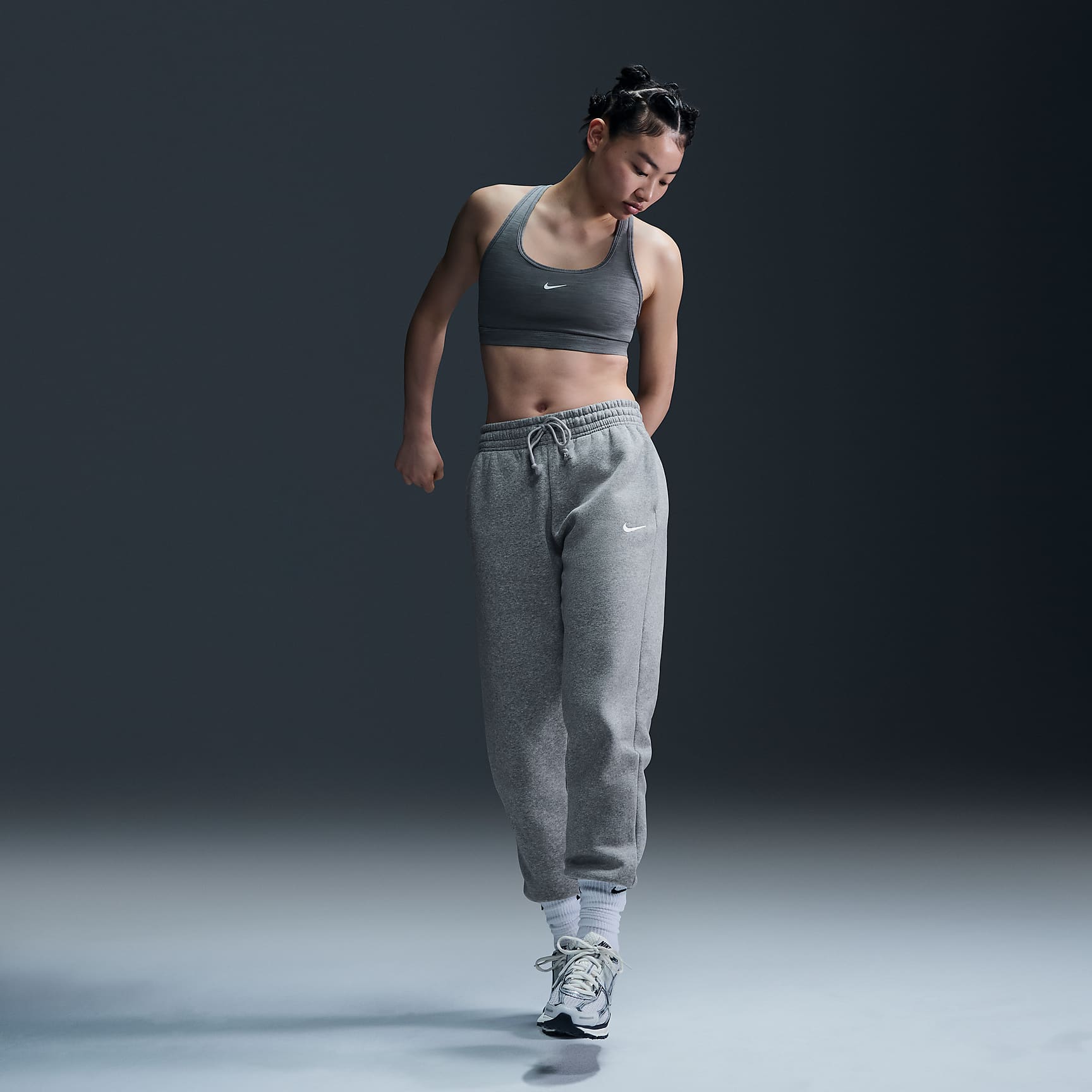 Nike Swoosh Light Support Women's Non-Padded Sports Bra