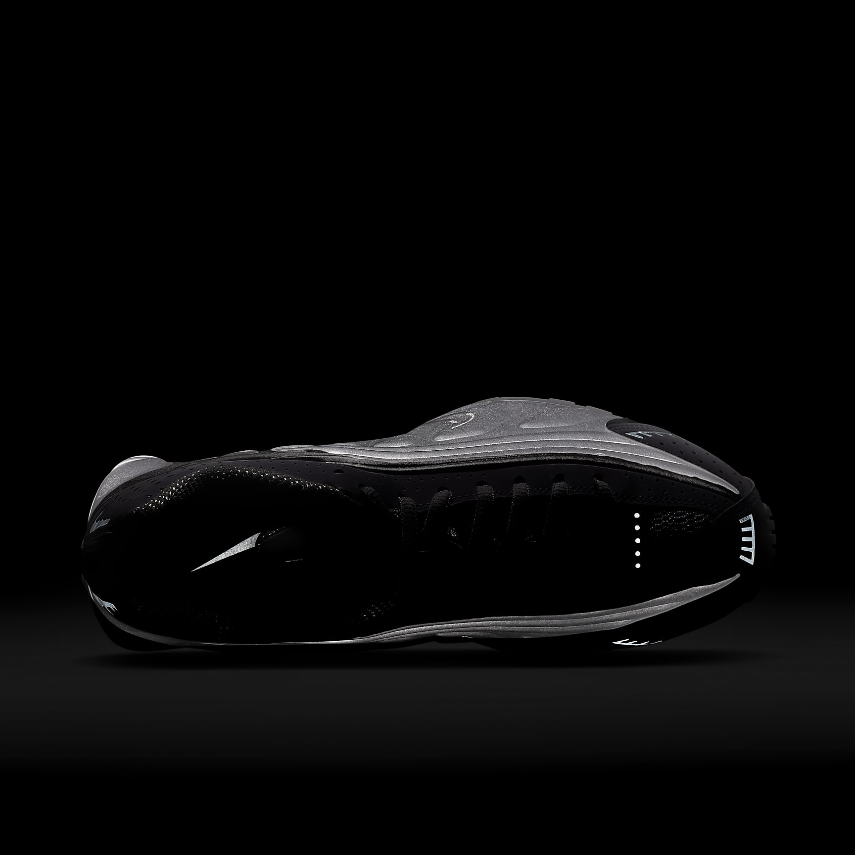 Nike Shox R4 Women's Shoes