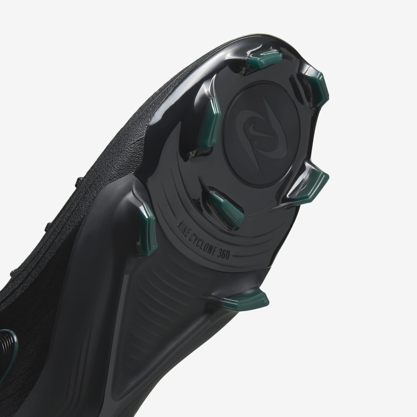 Nike Phantom Luna 2 Pro FG High-Top Soccer Cleats