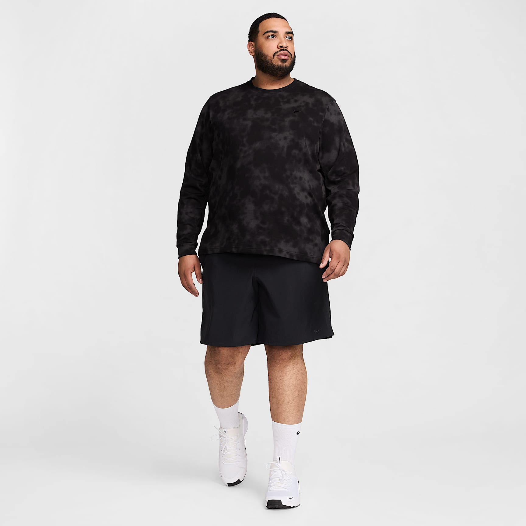 Nike Primary Men's Dri-FIT Long-Sleeve Fitness Top