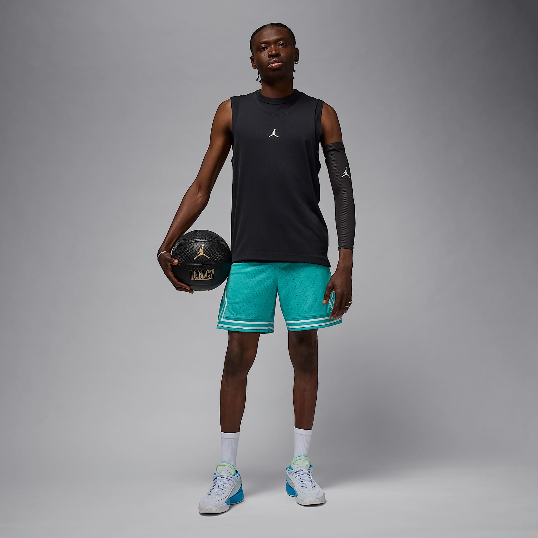 Jordan Fly Grip Dri-FIT Football Arm Sleeve