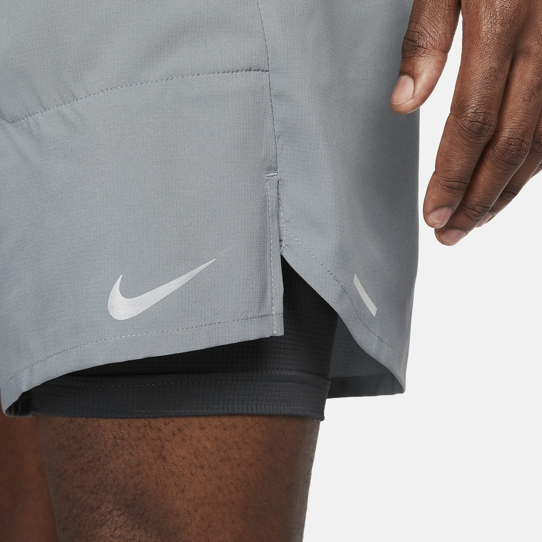 Nike Stride Men's Dri-FIT 7" 2-in-1 Running Shorts