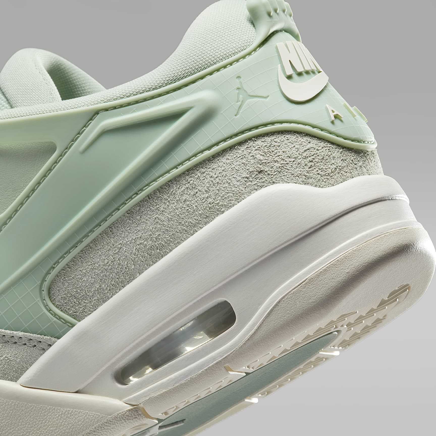 Air Jordan 4 RM Women's Shoes