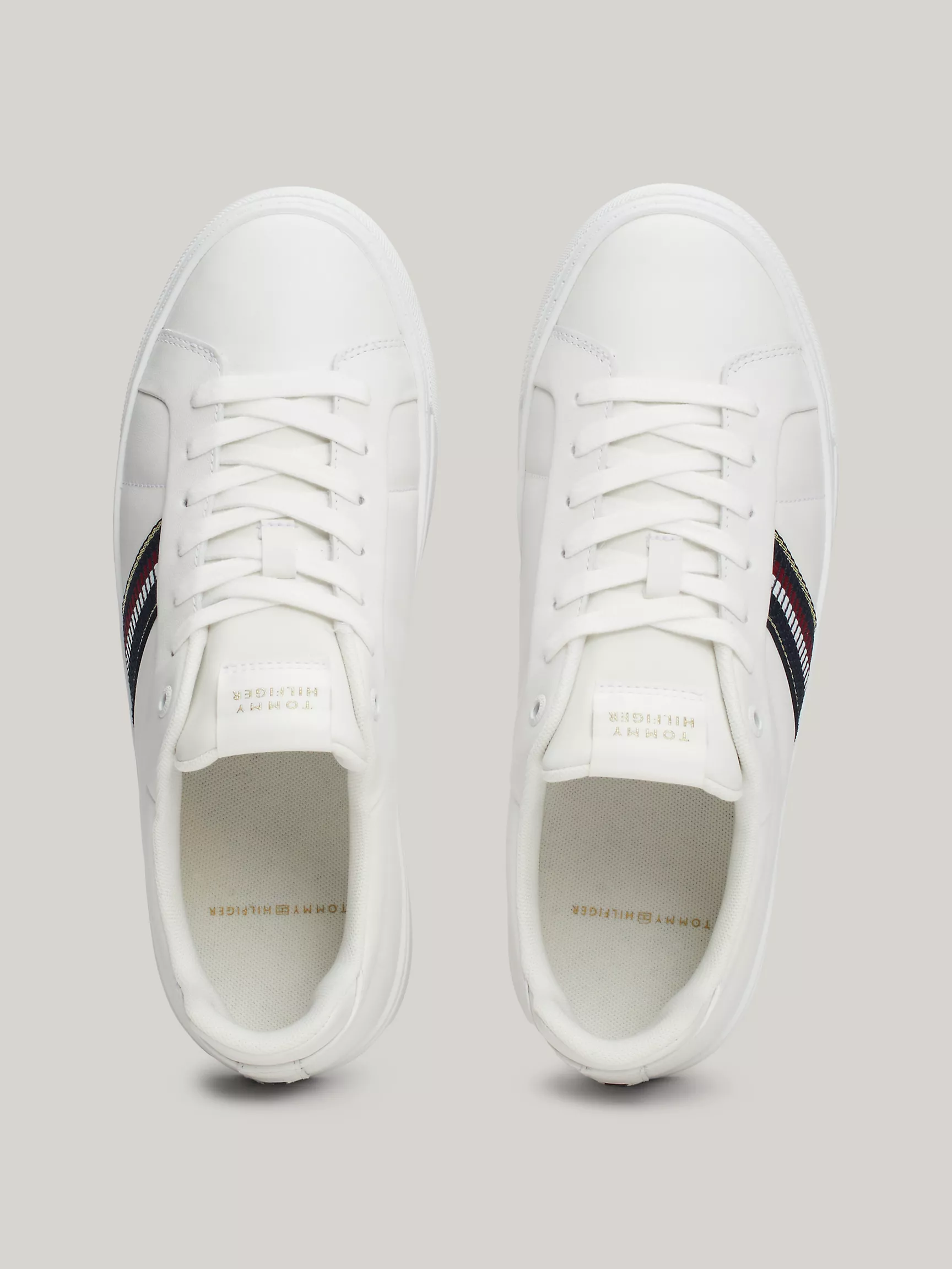 Женские кроссовки Tommy Hilfiger, Кожаные кеды с фирменными полосками