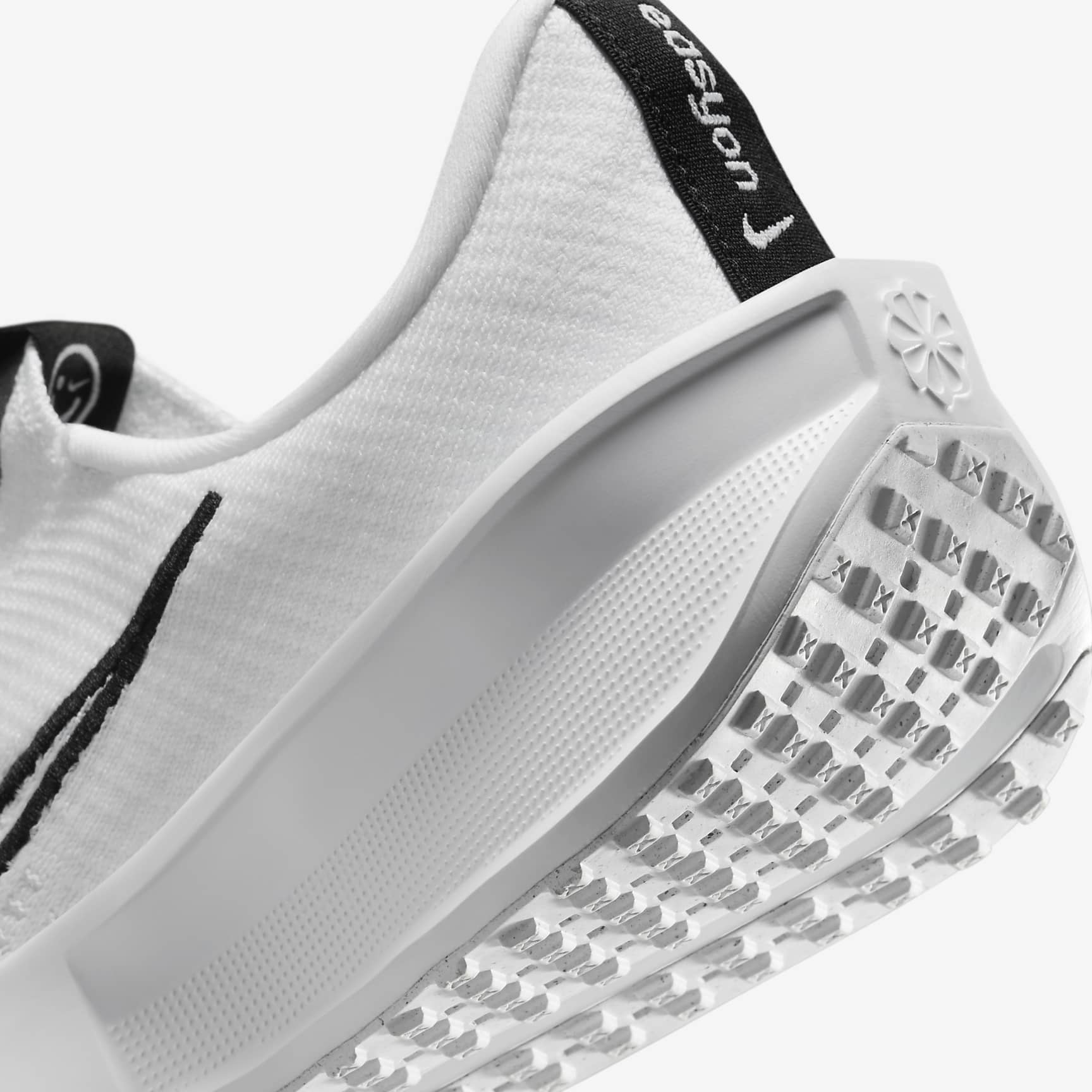 Nike Interact Run EasyOn Women's Road Running Shoes