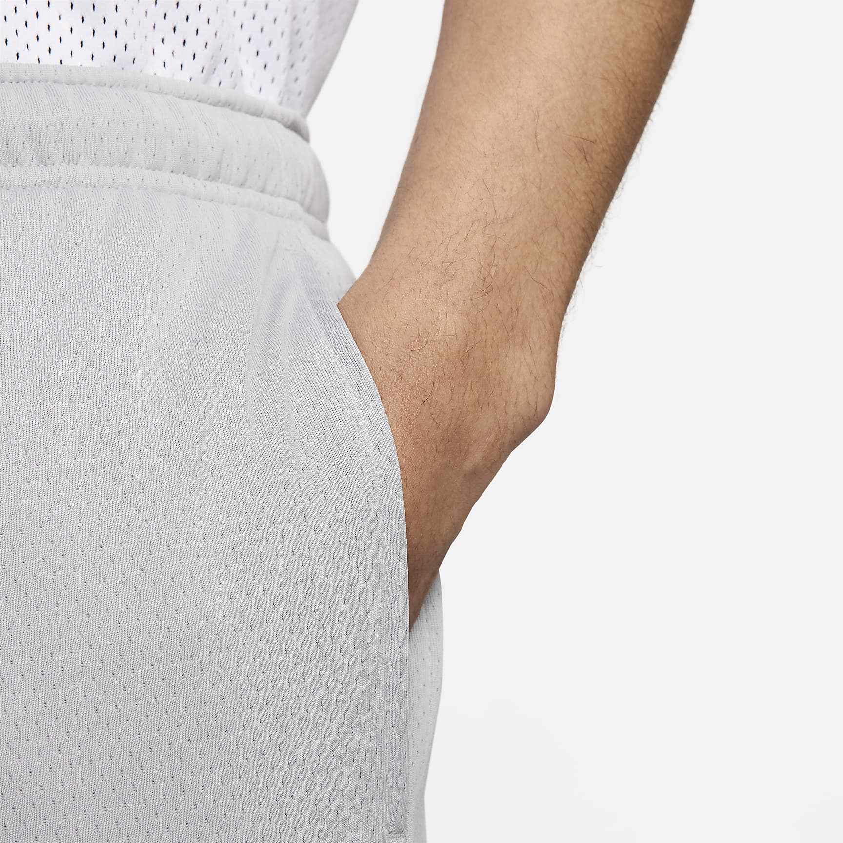 Nike Club Men's Mesh Flow Shorts