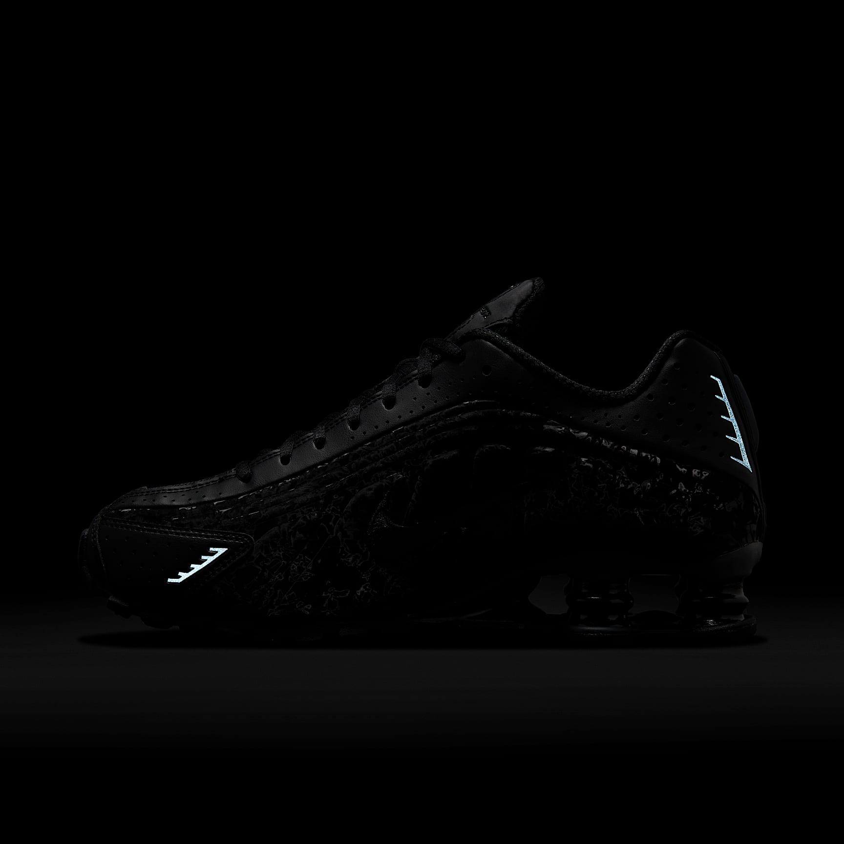 Nike Shox R4 Women's Shoes