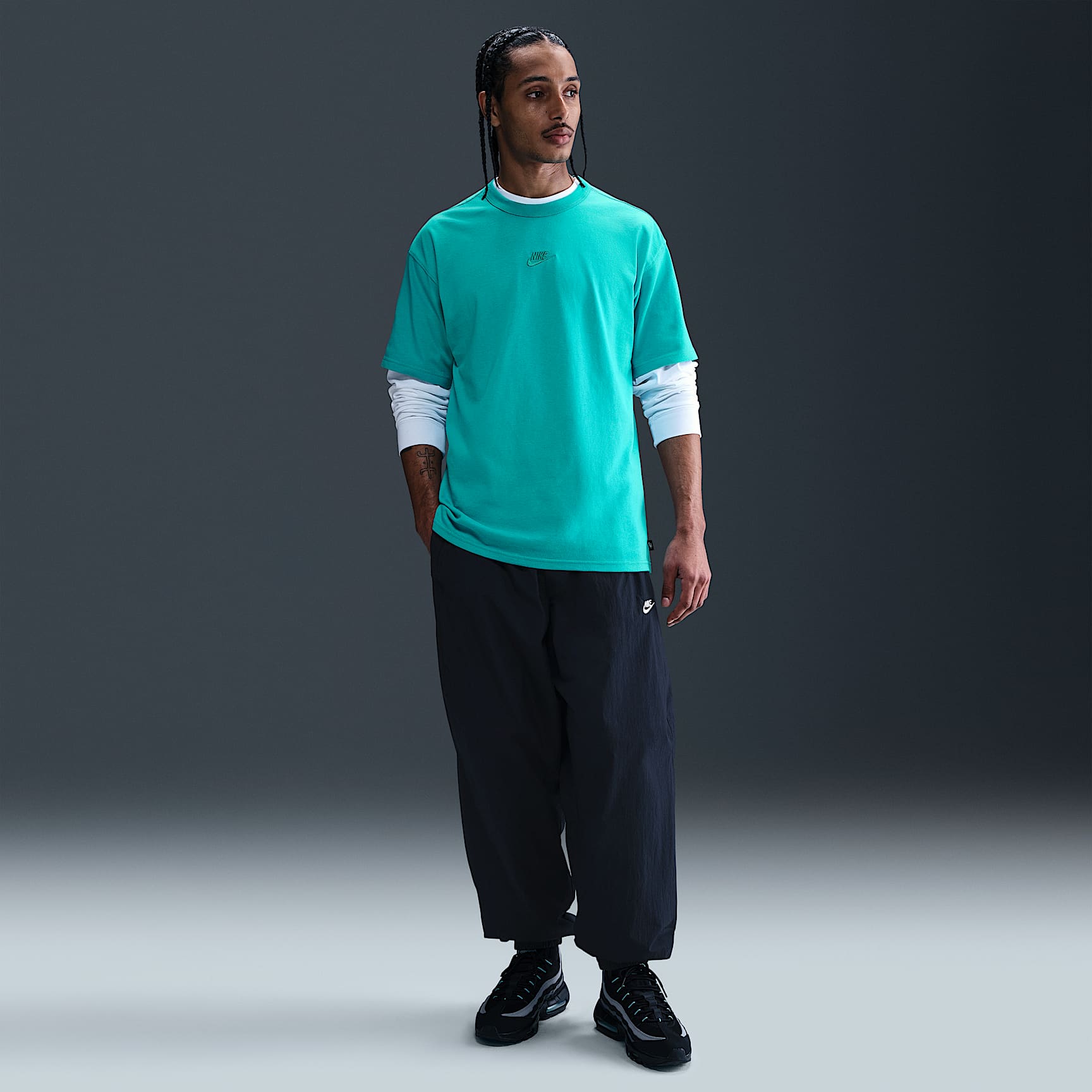 Nike Sportswear Premium Essentials Men's T-Shirt