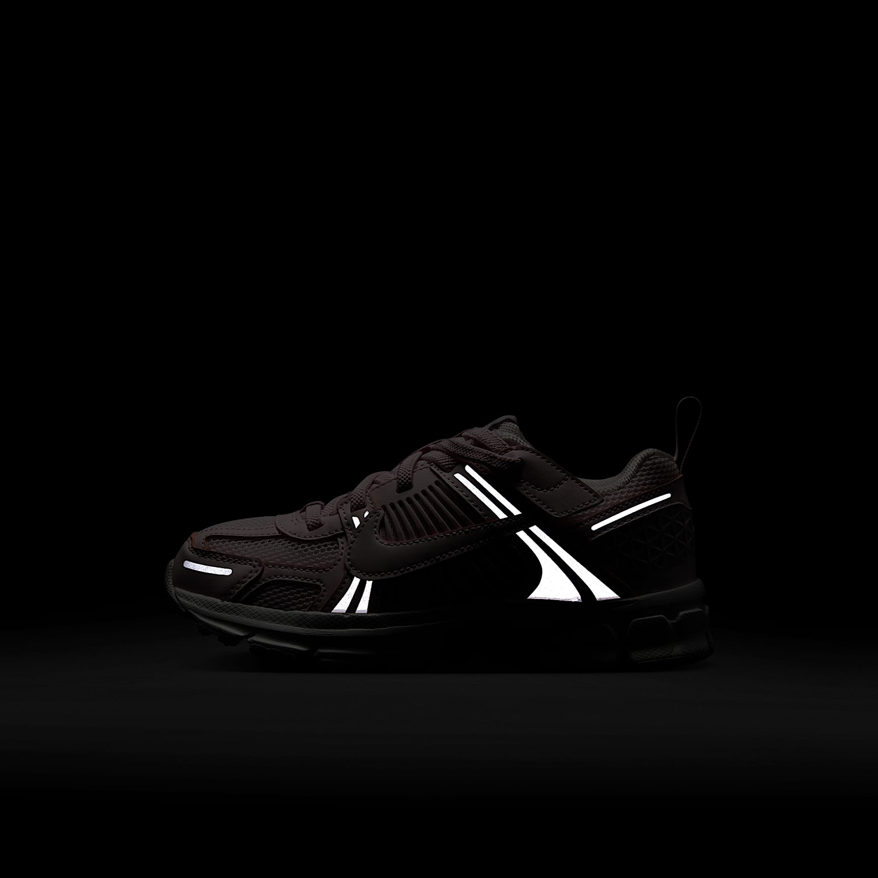 Nike Vomero 5 Little Kids' Shoes