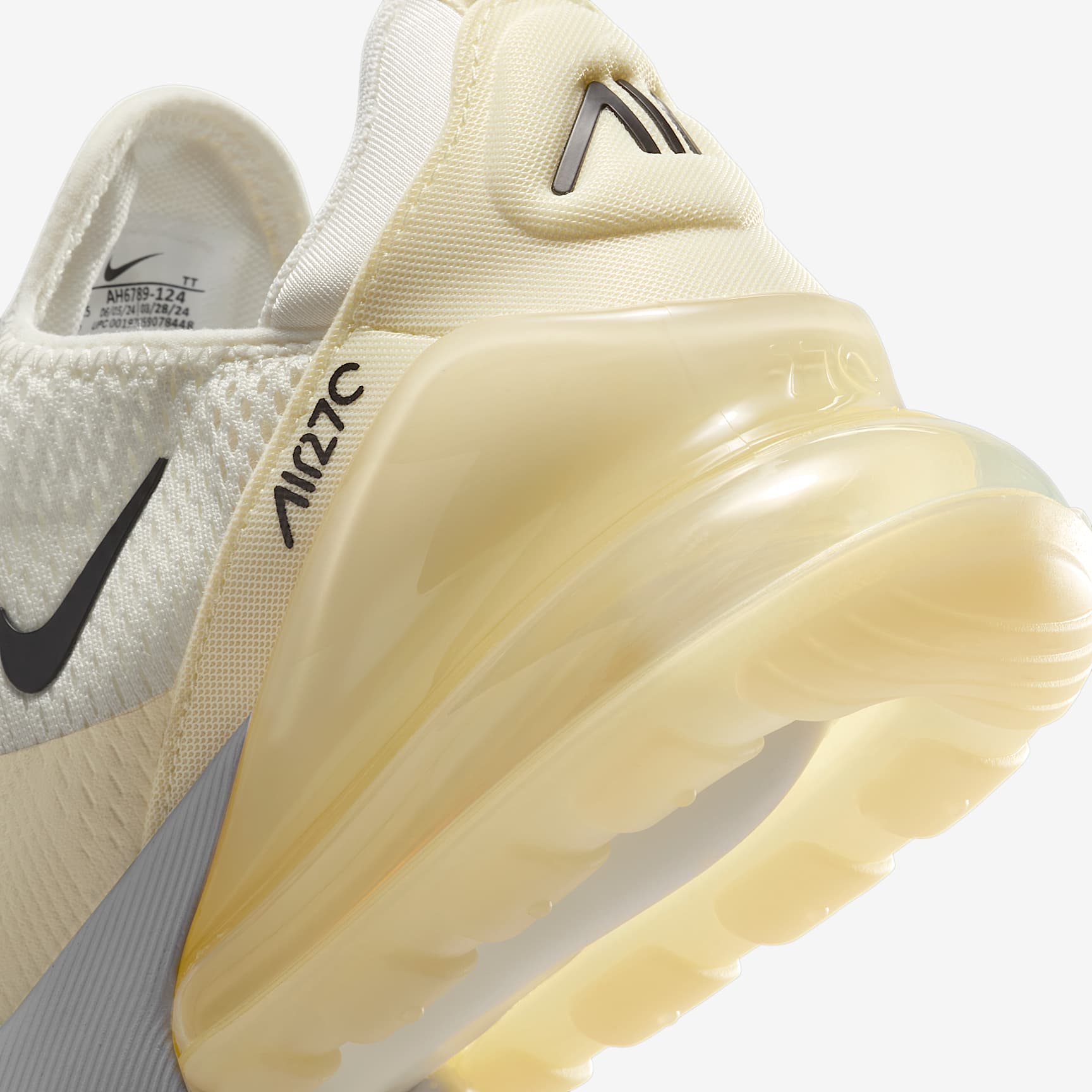 Nike Air Max 270 Women's Shoes