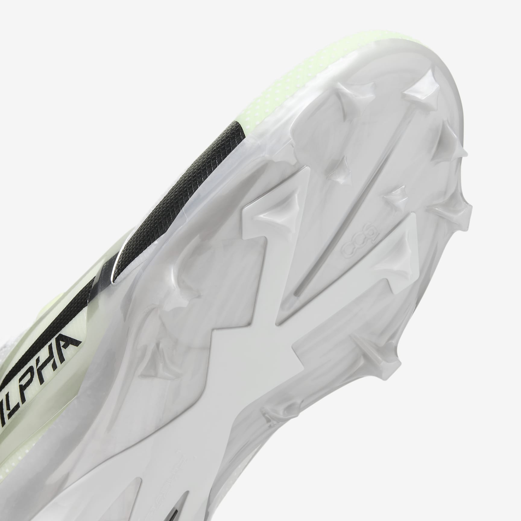 Nike Alpha Menace 4 Elite Football Cleats