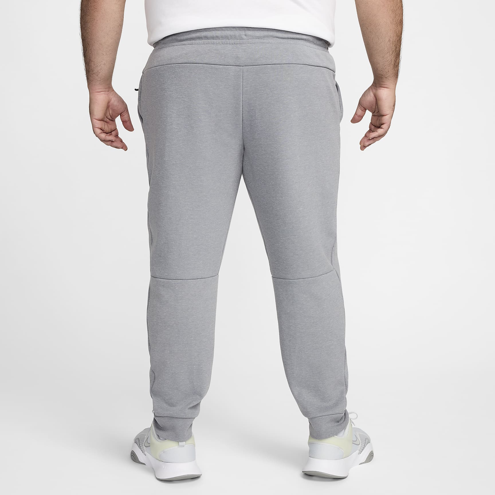 Nike Primary Fleece Men's Dri-FIT UV Performance Joggers