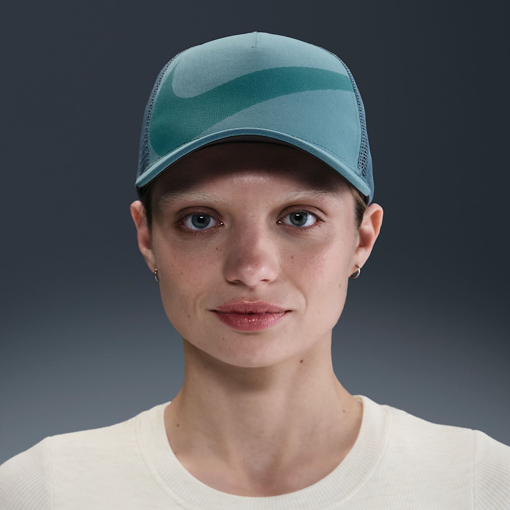 Nike Rise Dri-FIT Trucker Cap