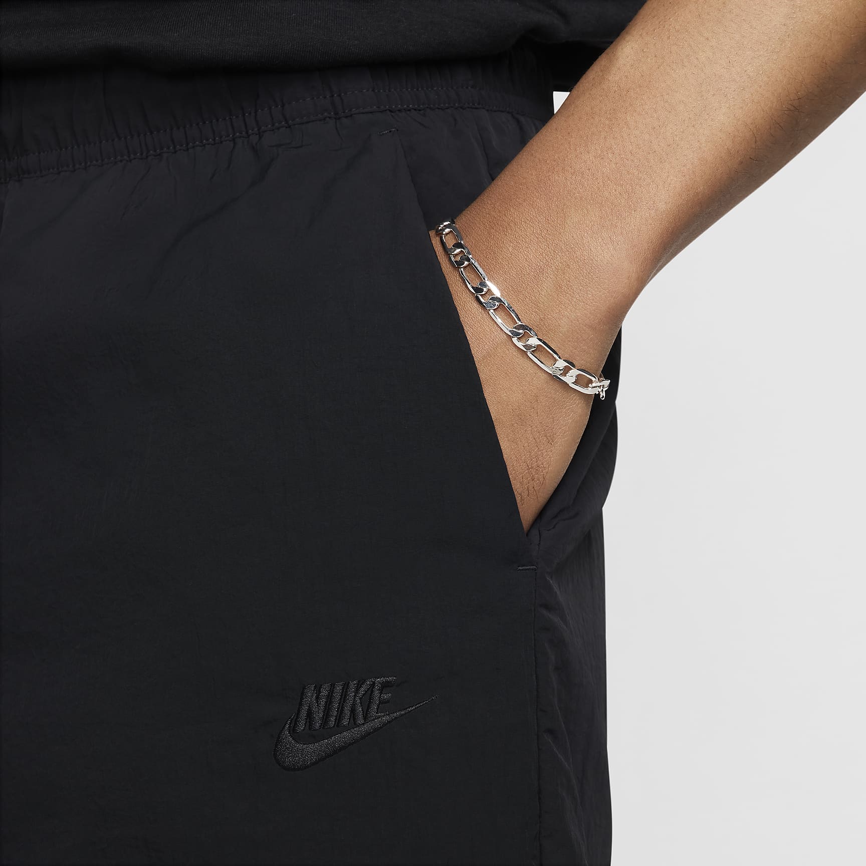 Nike Tech Men's Woven Taper Leg Pants