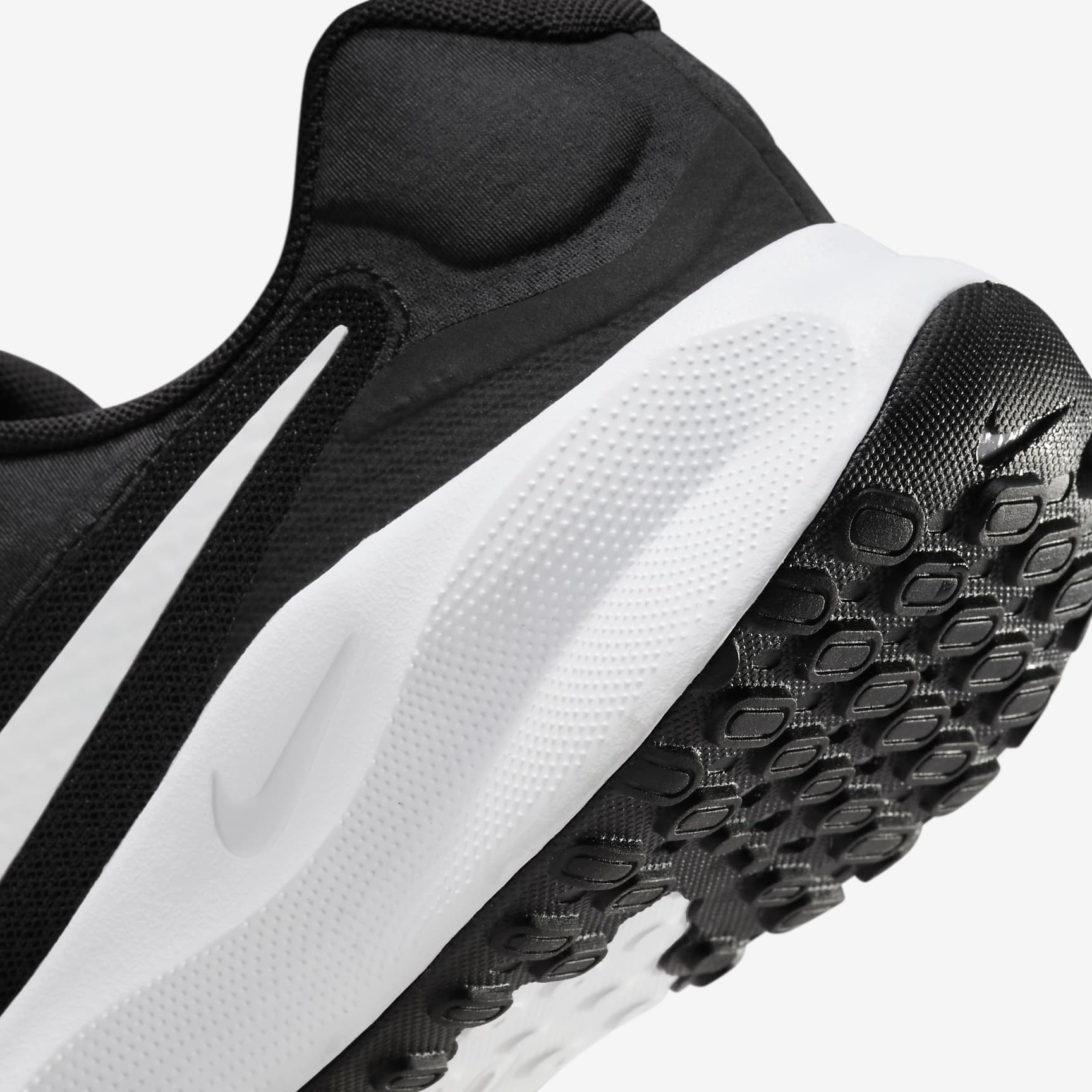 Nike Revolution 7 Men's Road Running Shoes