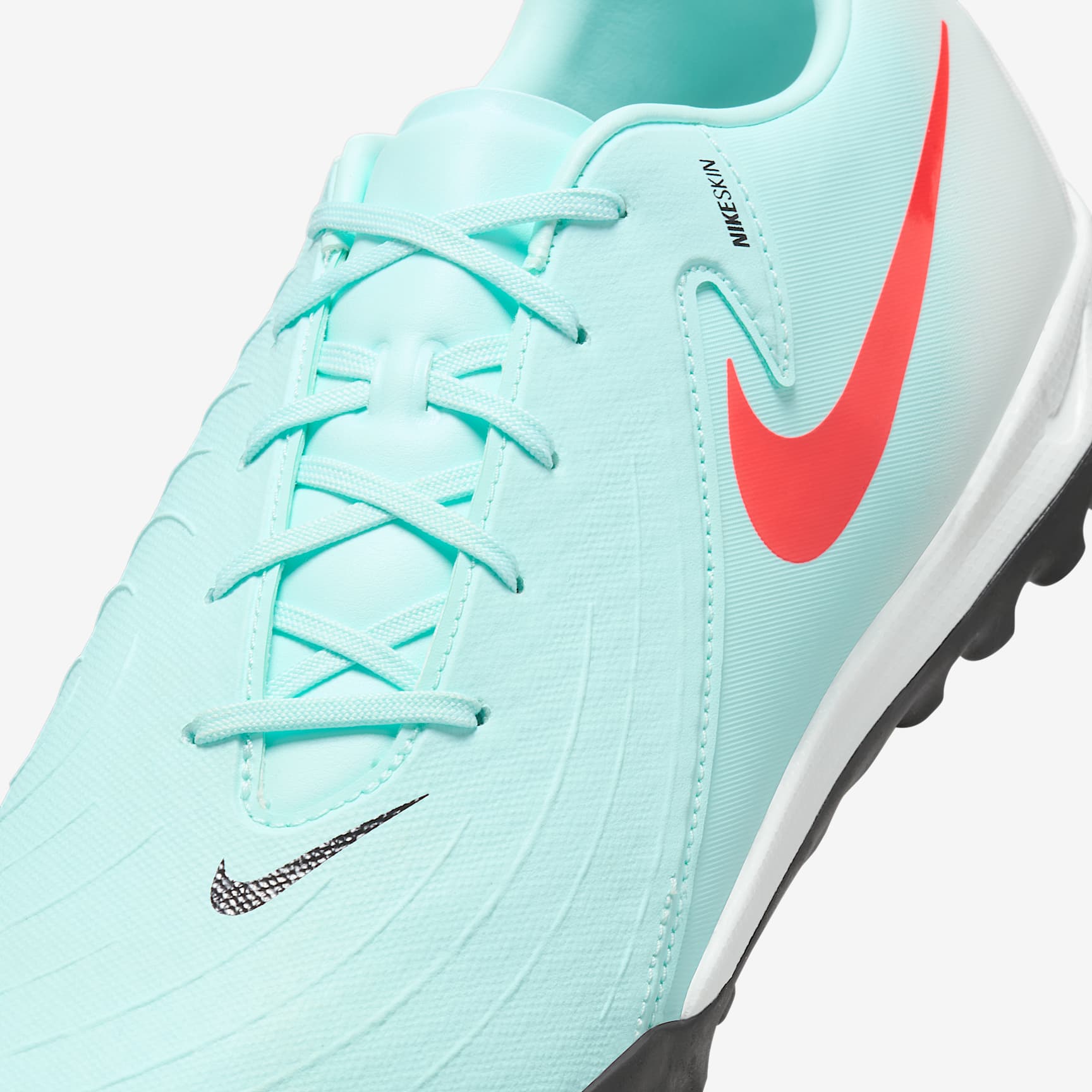 Nike Phantom GX 2 Academy TF Low-Top Soccer Shoes