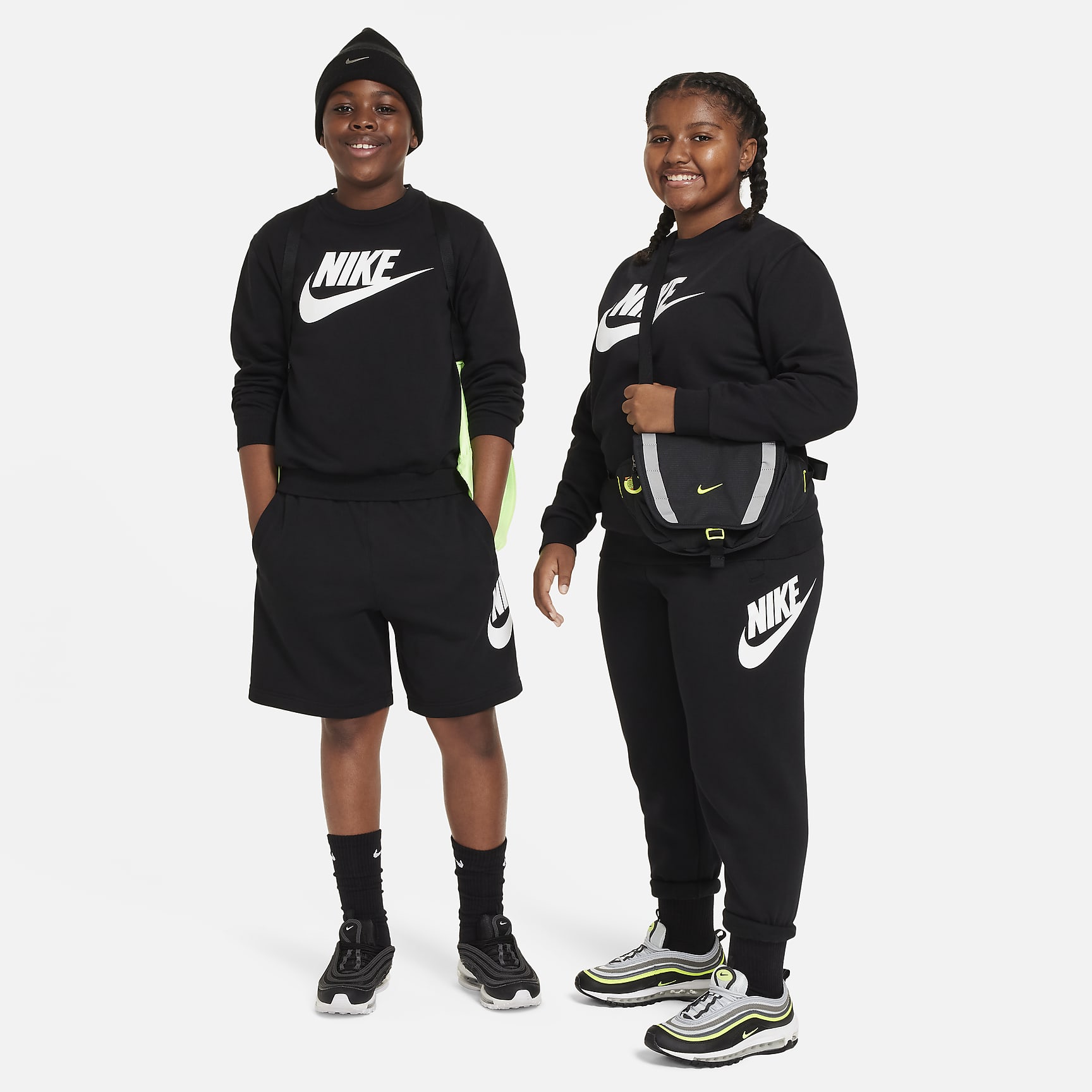 Nike Sportswear Club Fleece Big Kids' Sweatshirt (Extended Size)
