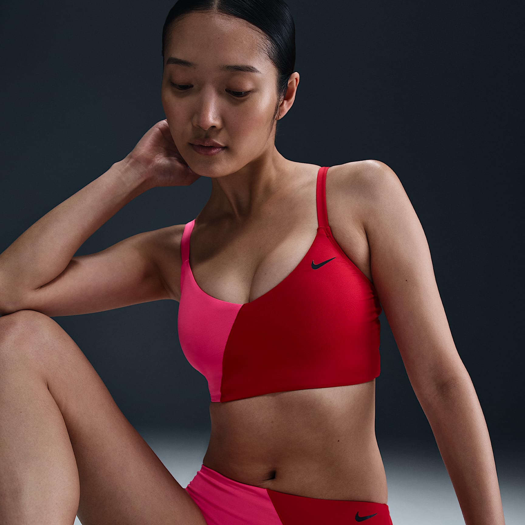 Nike Swim Women's V-Neck Midkini