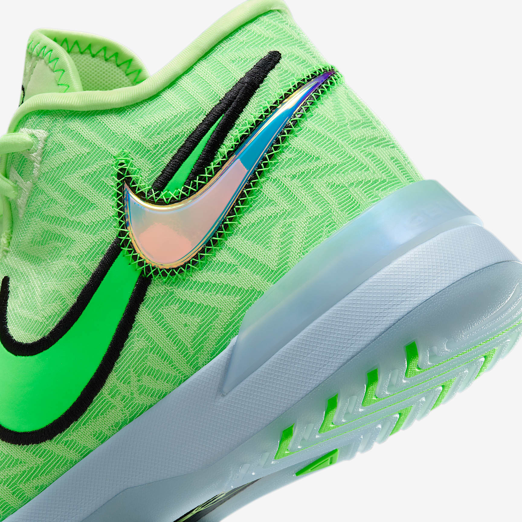 LeBron NXXT Genisus Basketball Shoes
