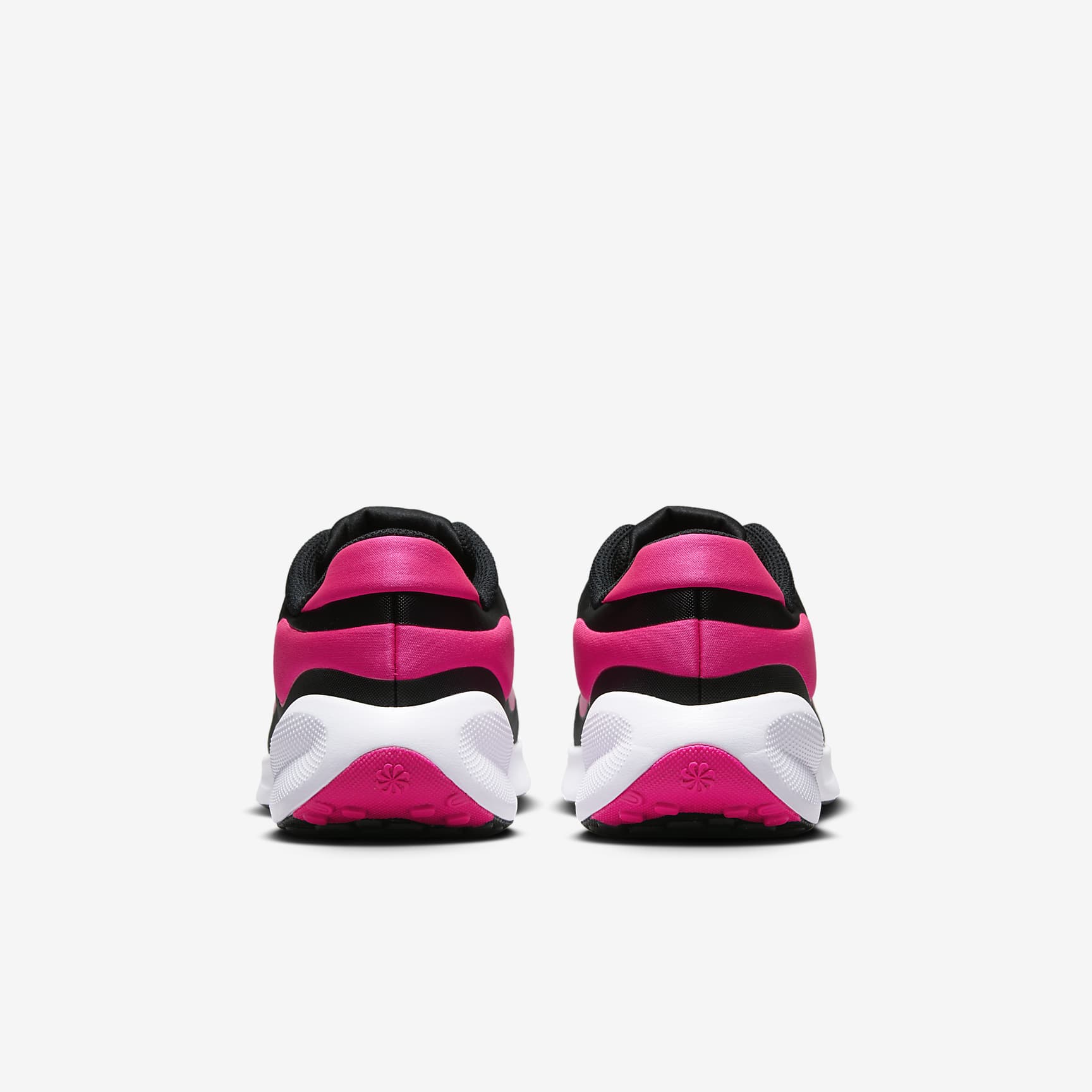 Nike Revolution 7 Big Kids' Road Running Shoes