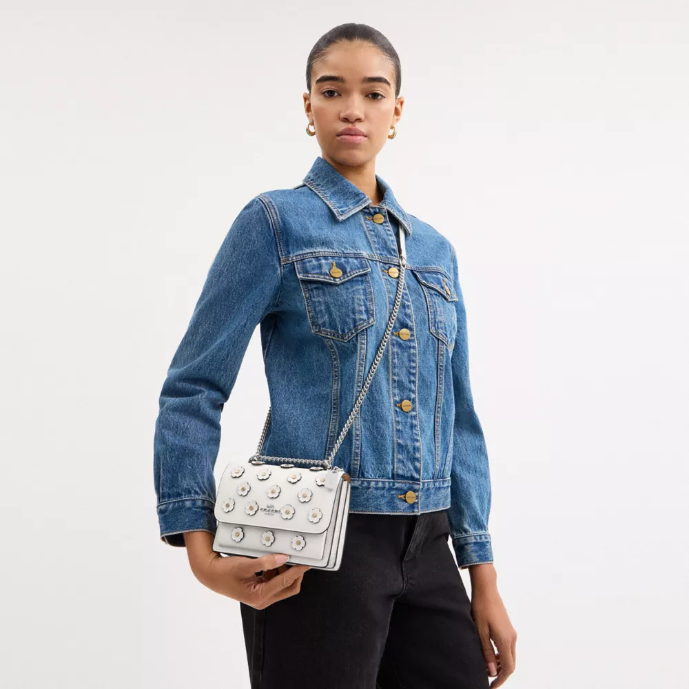 Сумка COACH Mini Klare Crossbody Bag With Floral Applique