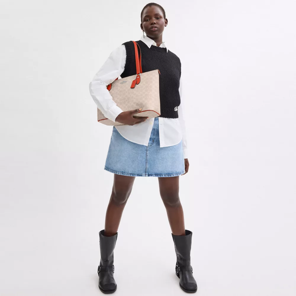 Сумка COACH Gallery Tote Bag In Signature Canvas
