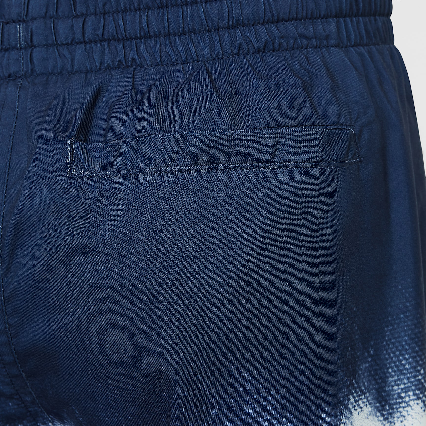 Nike Swim Breaker Big Kids' (Boys') 7" Brief-Lined Volley Shorts