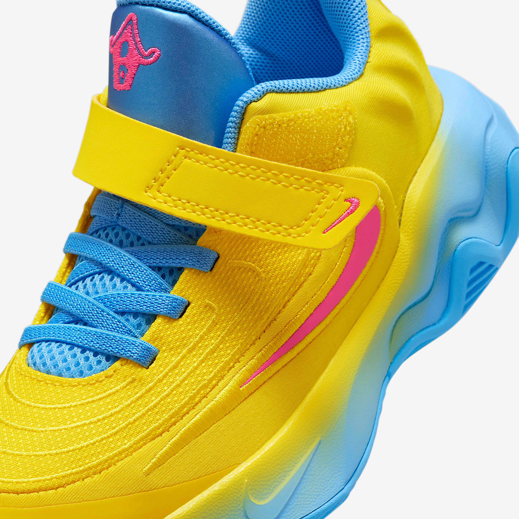 Giannis Immortality 4 "Candy Funhouse" Little Kids' Shoes