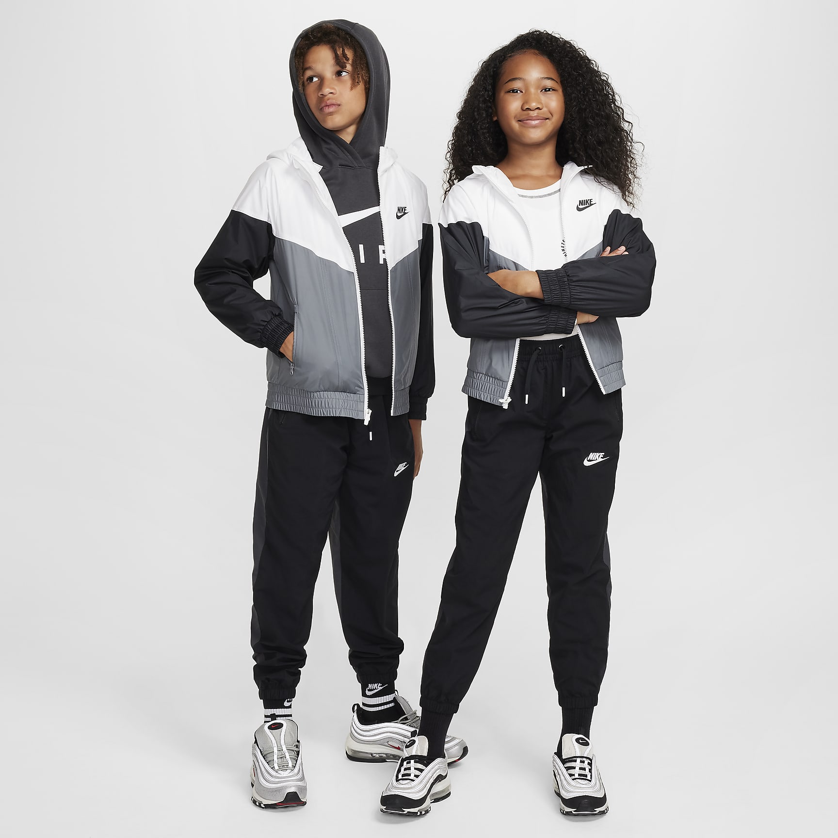 Nike Sportswear Windrunner Big Kids' Hooded Repel Jacket