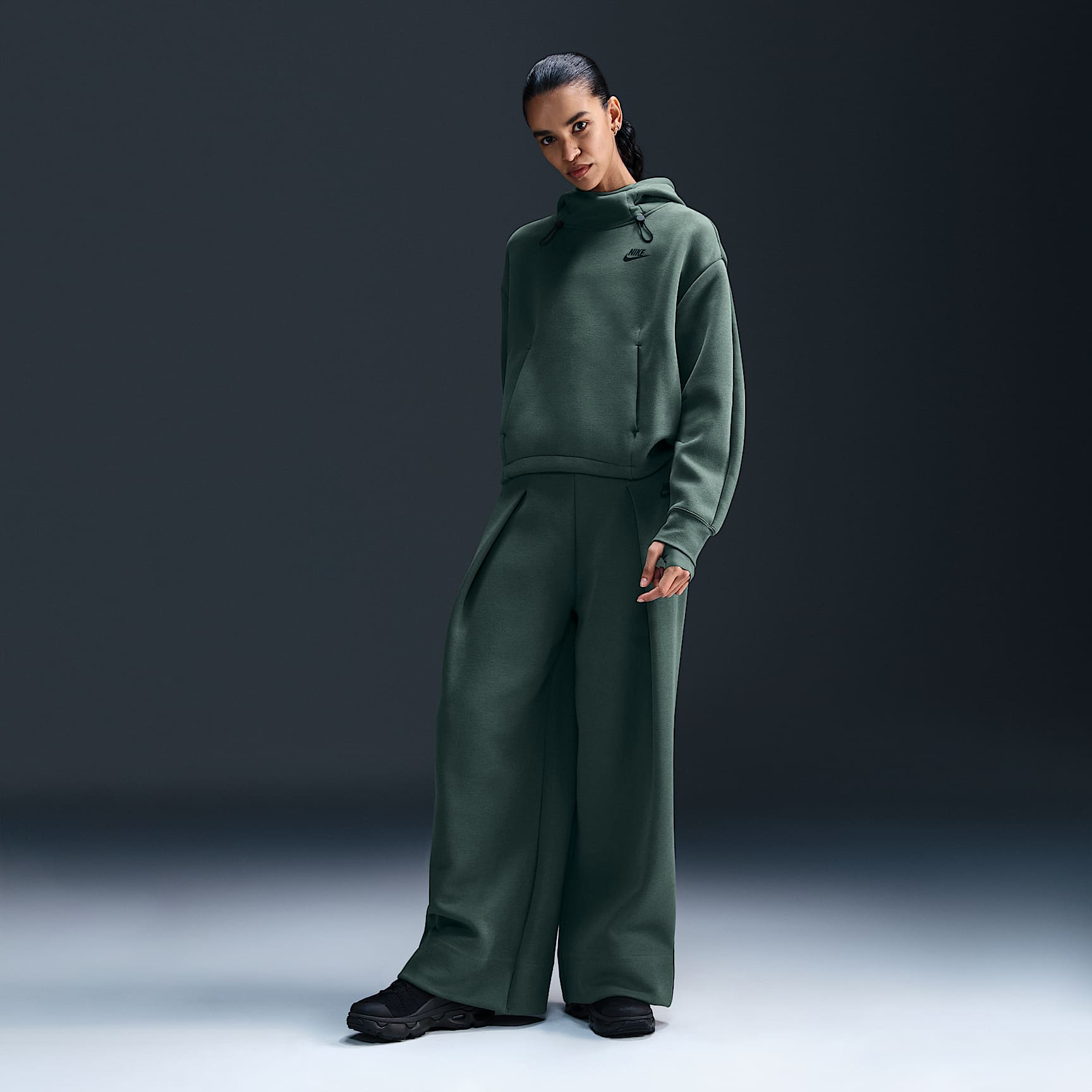 Nike Sportswear Tech Fleece Women's Oversized Hoodie