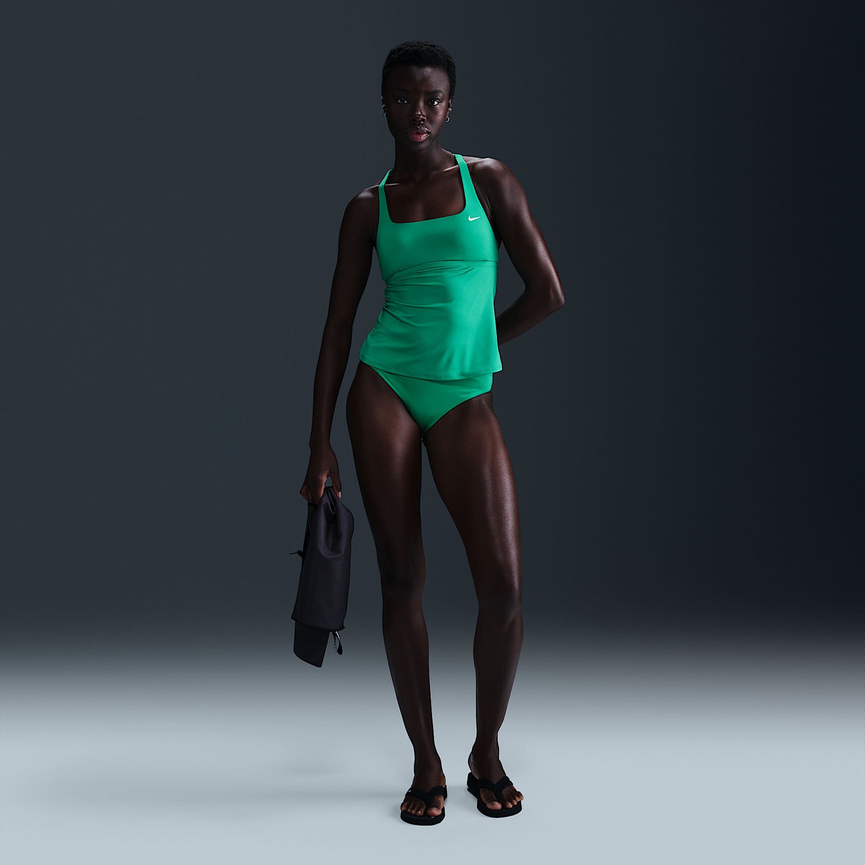 Nike Swim Essential Women's Square-Neck Tankini Top