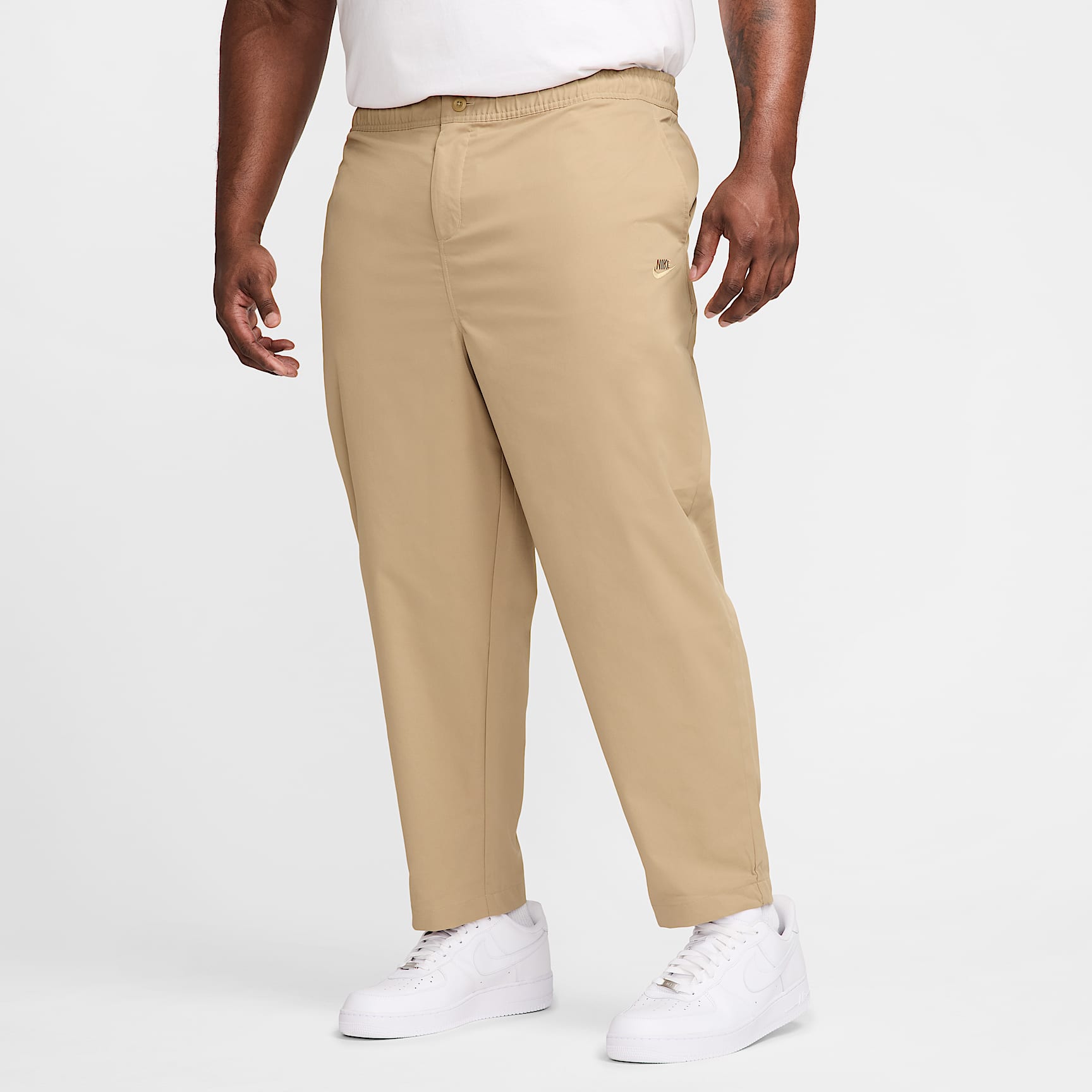 Nike Club Men's Woven Tapered Pants