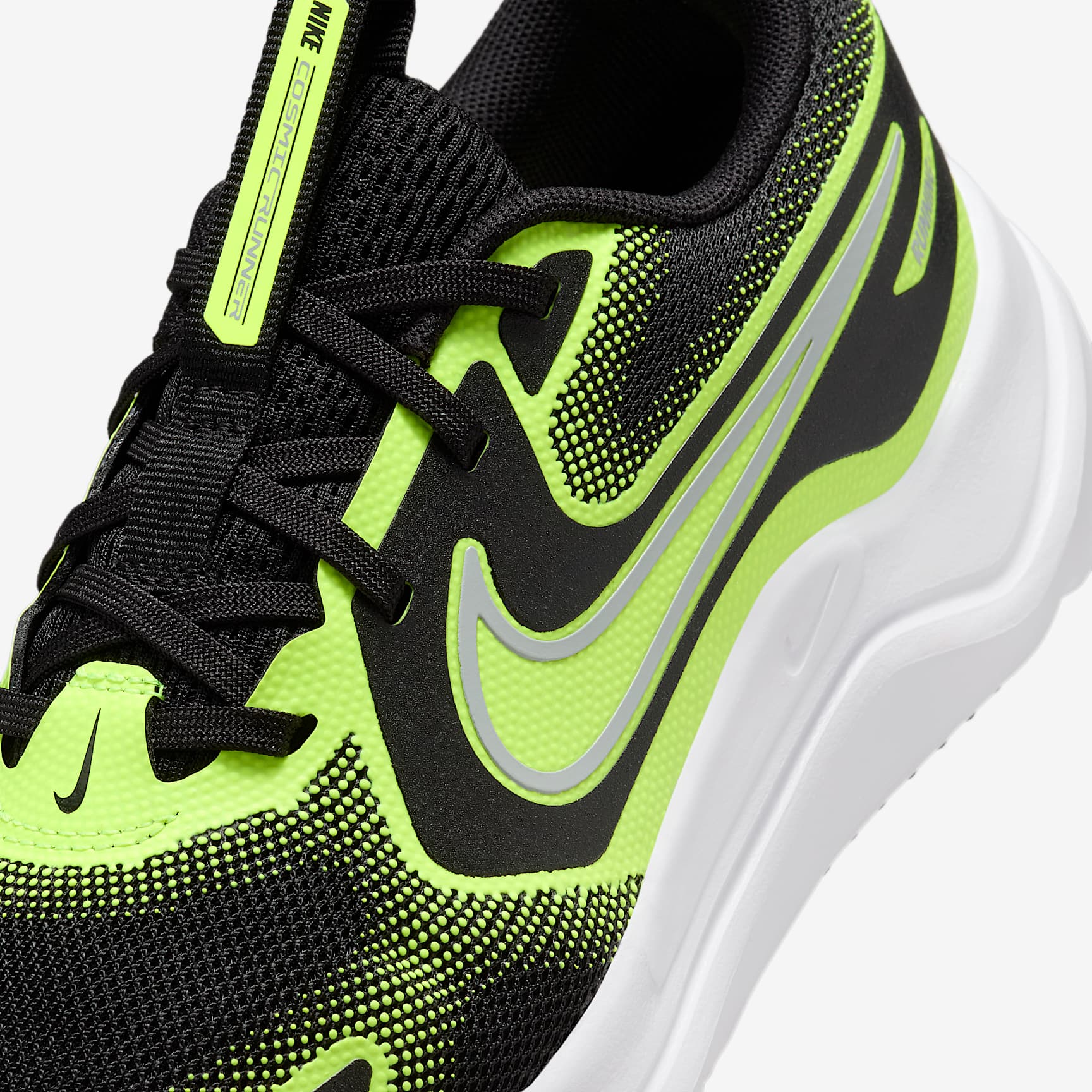 Nike Cosmic Runner Big Kids' Road Running Shoes