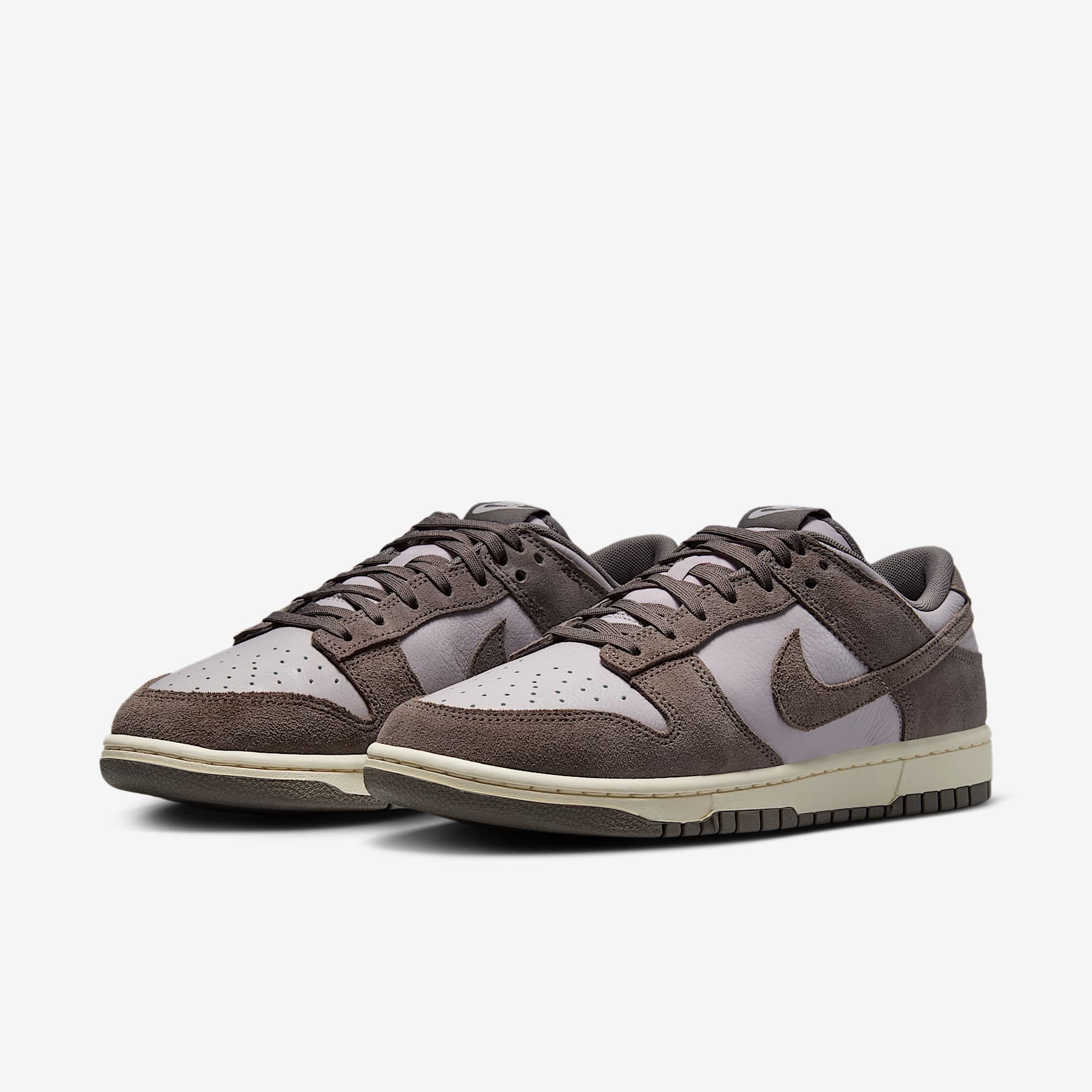 Nike Dunk Low Retro SE Leather/Suede Men's Shoes