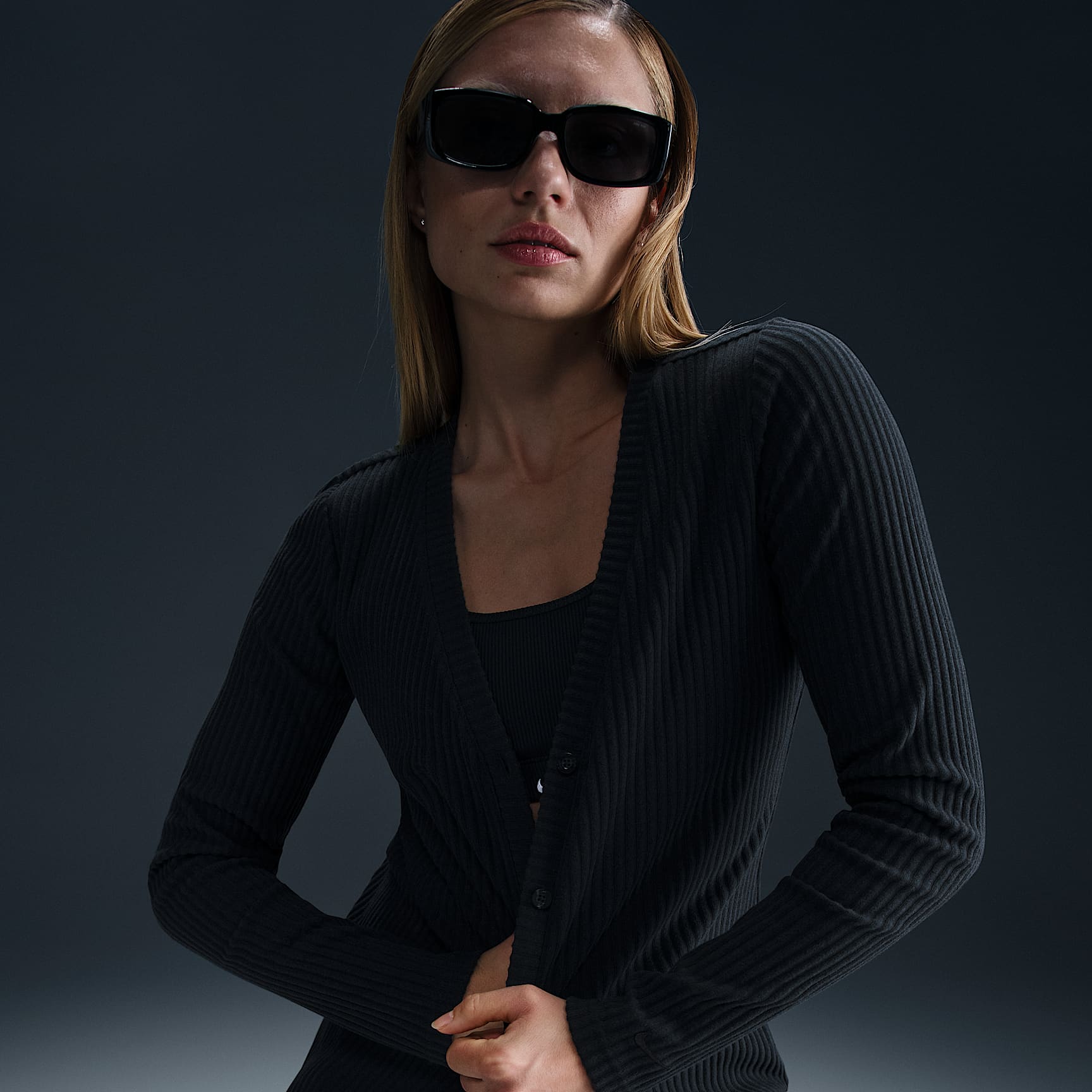 Nike Sportswear Chill Knit Women's Slim Ribbed Cardigan